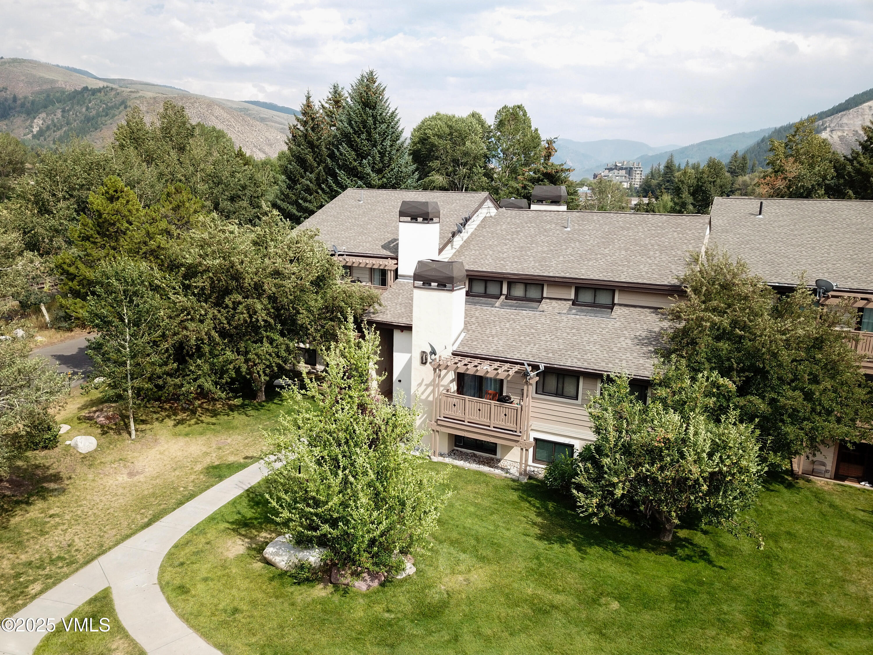 998 W Beaver Creek Boulevard D112 Property Photo 22