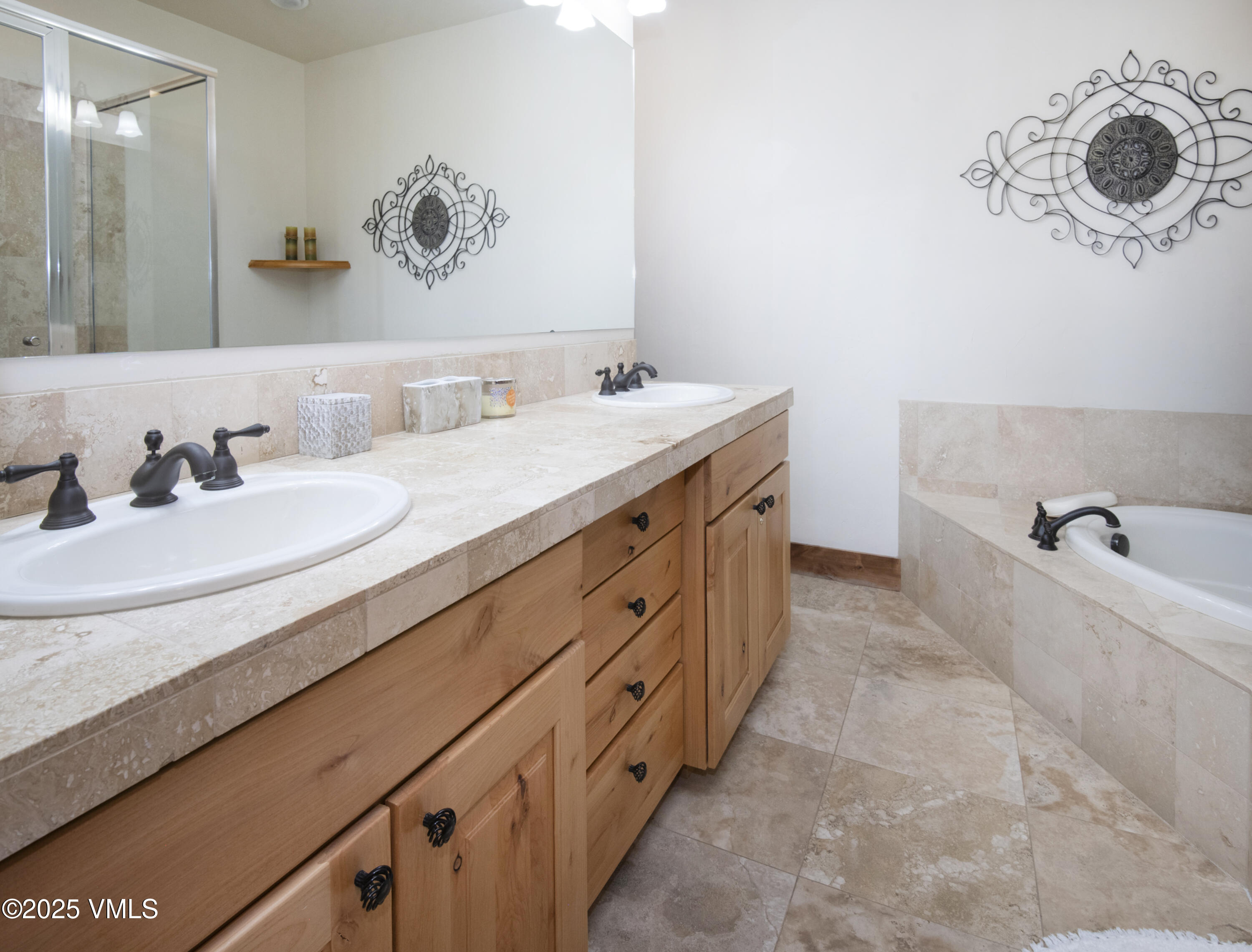 1201 Eagle Drive Property Photo 15