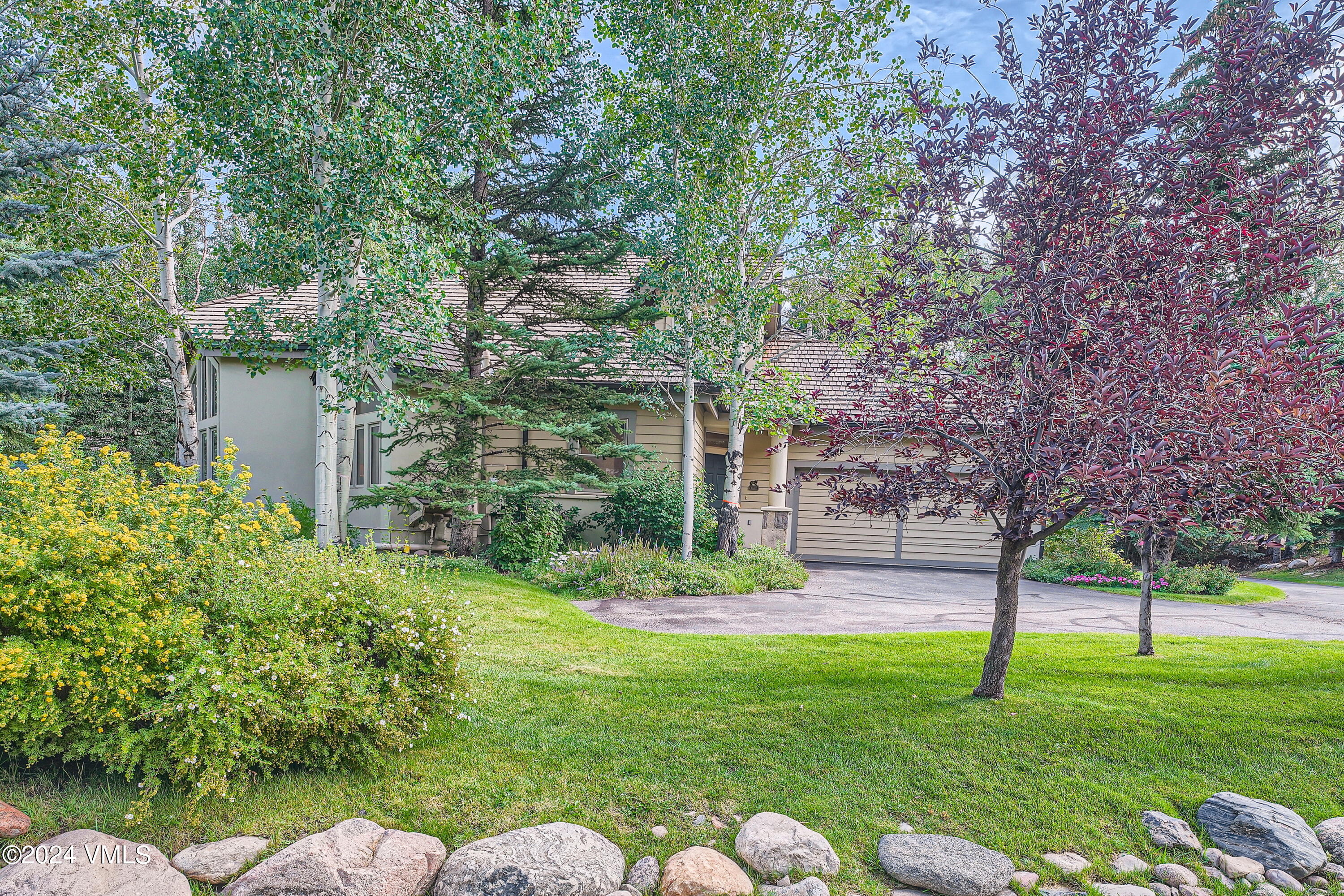 116 Castle Peak Close