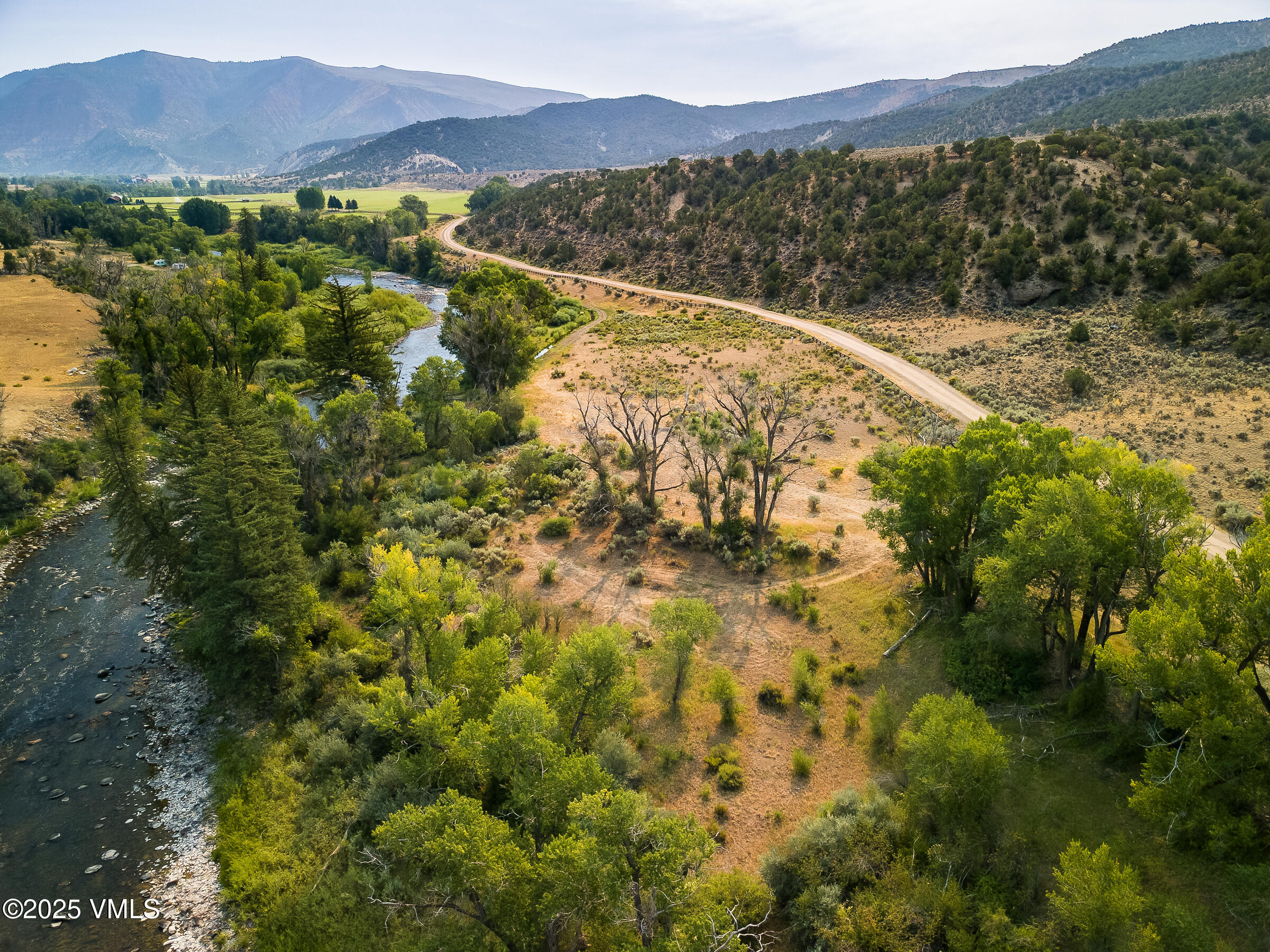 1633 W Diamond Star Road Property Photo 1