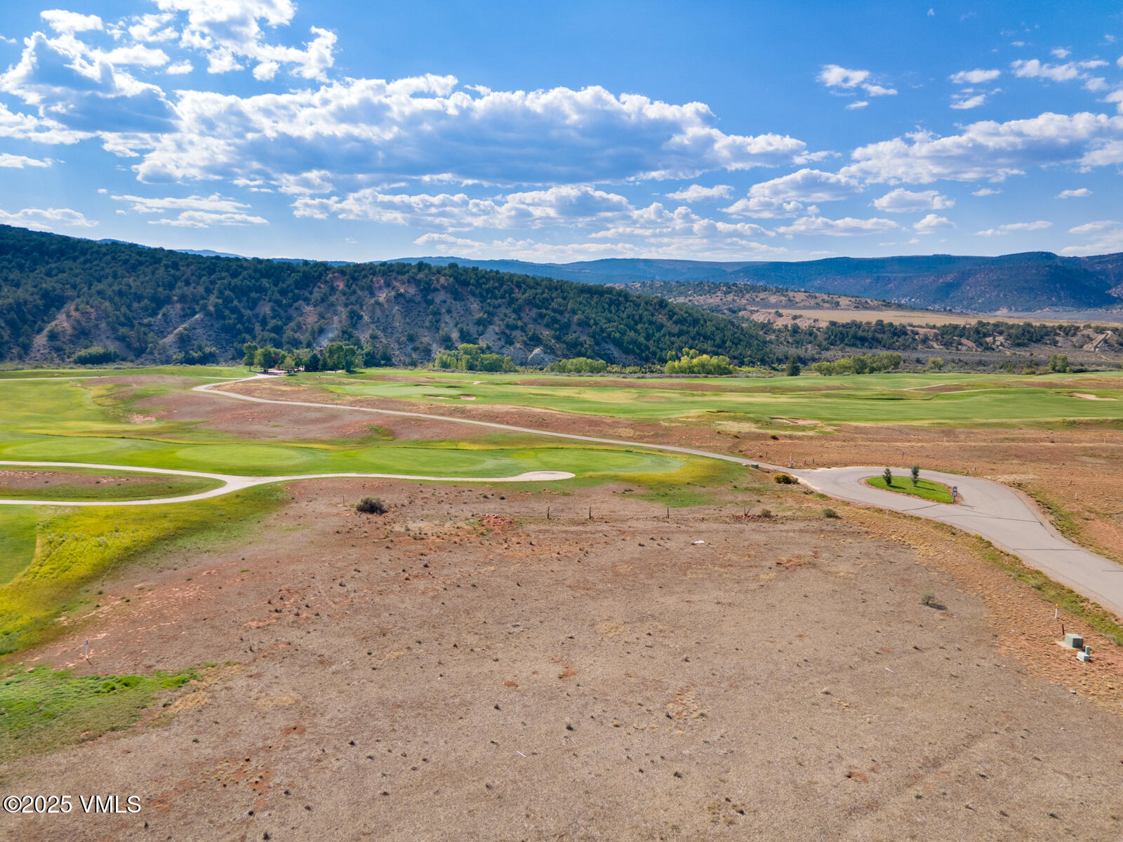 273 Cutbow Property Photo 10