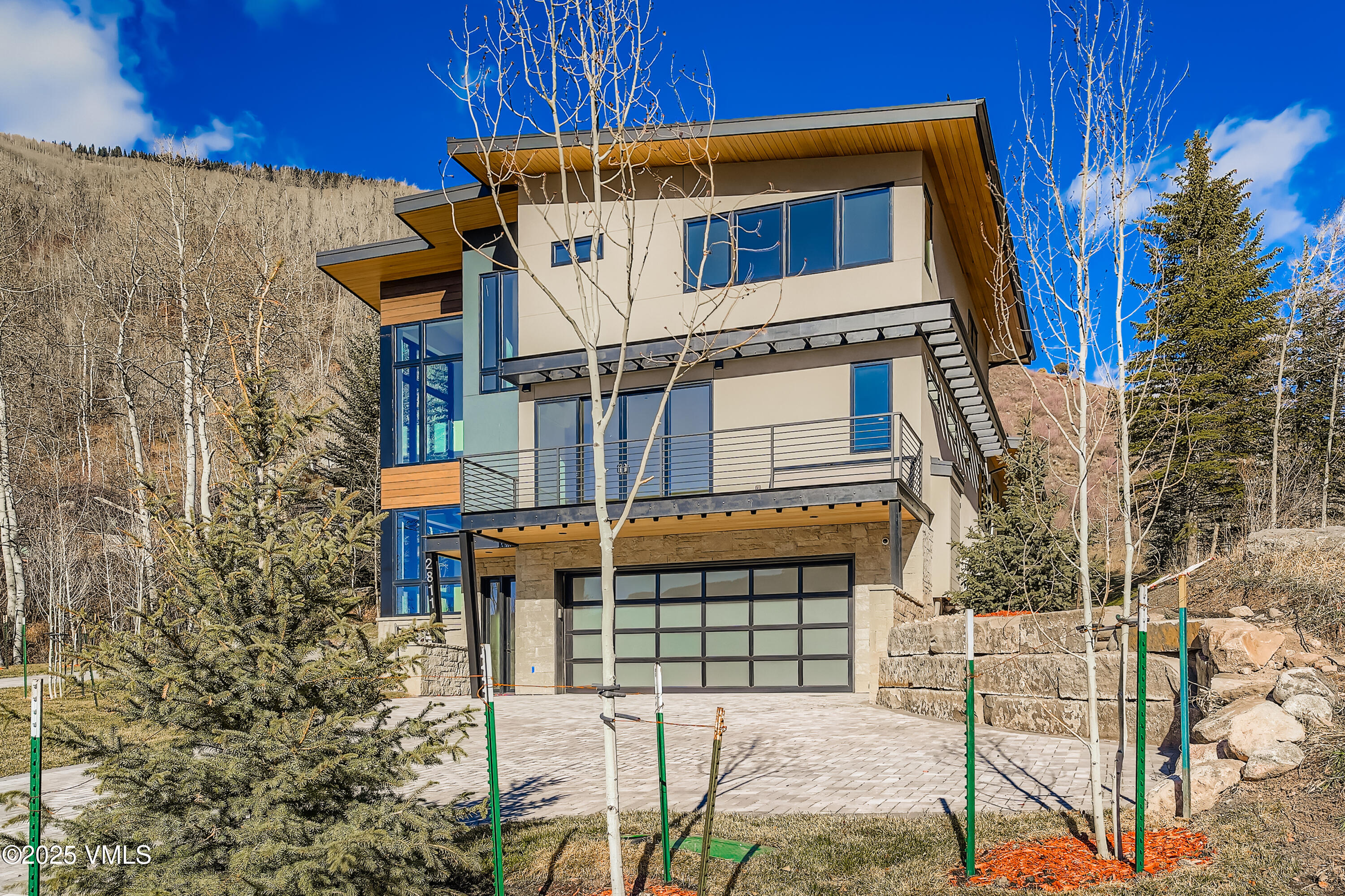 2811 Bald Mountain Road Property Photo 3