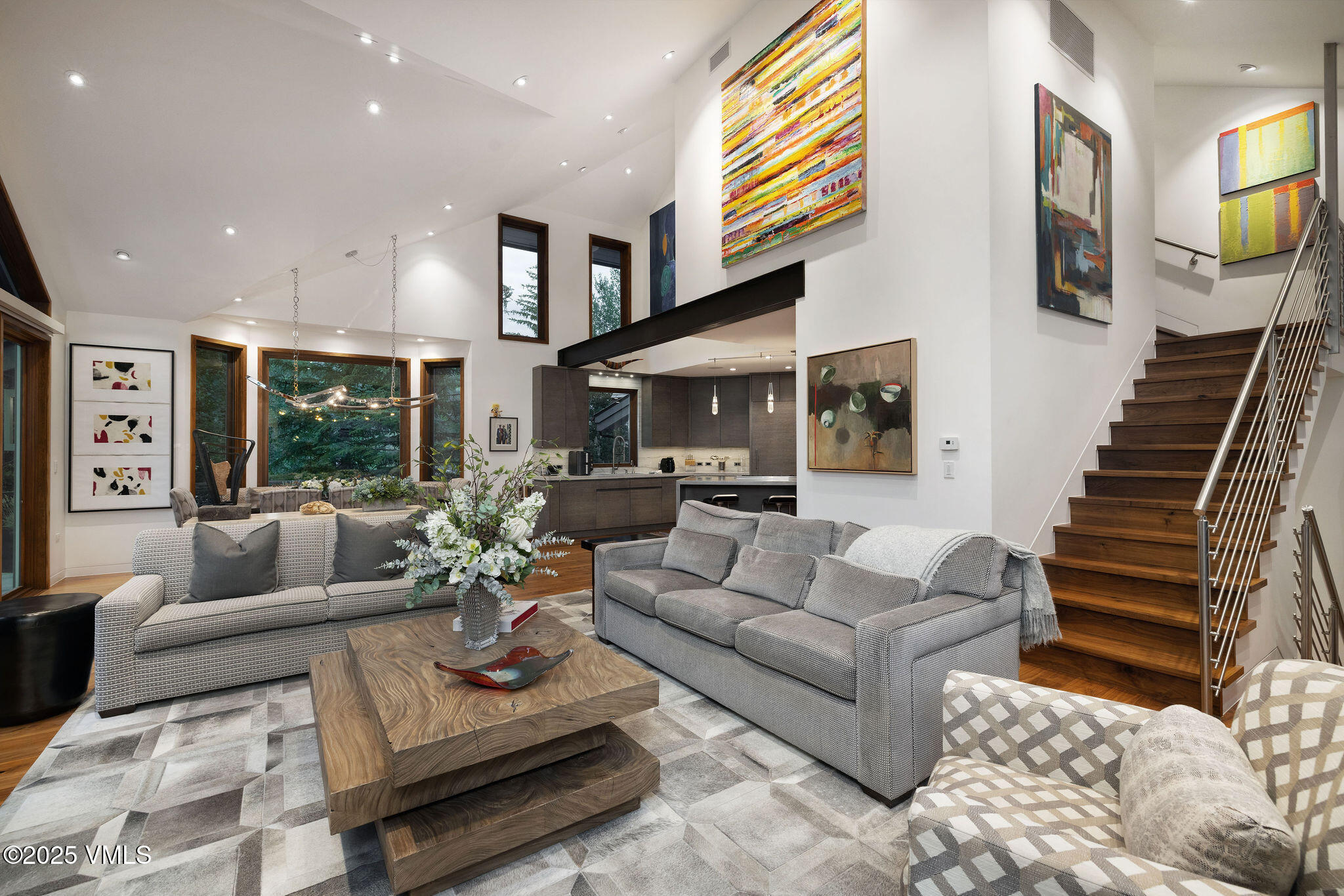 126 Forest Road W Property Photo 6