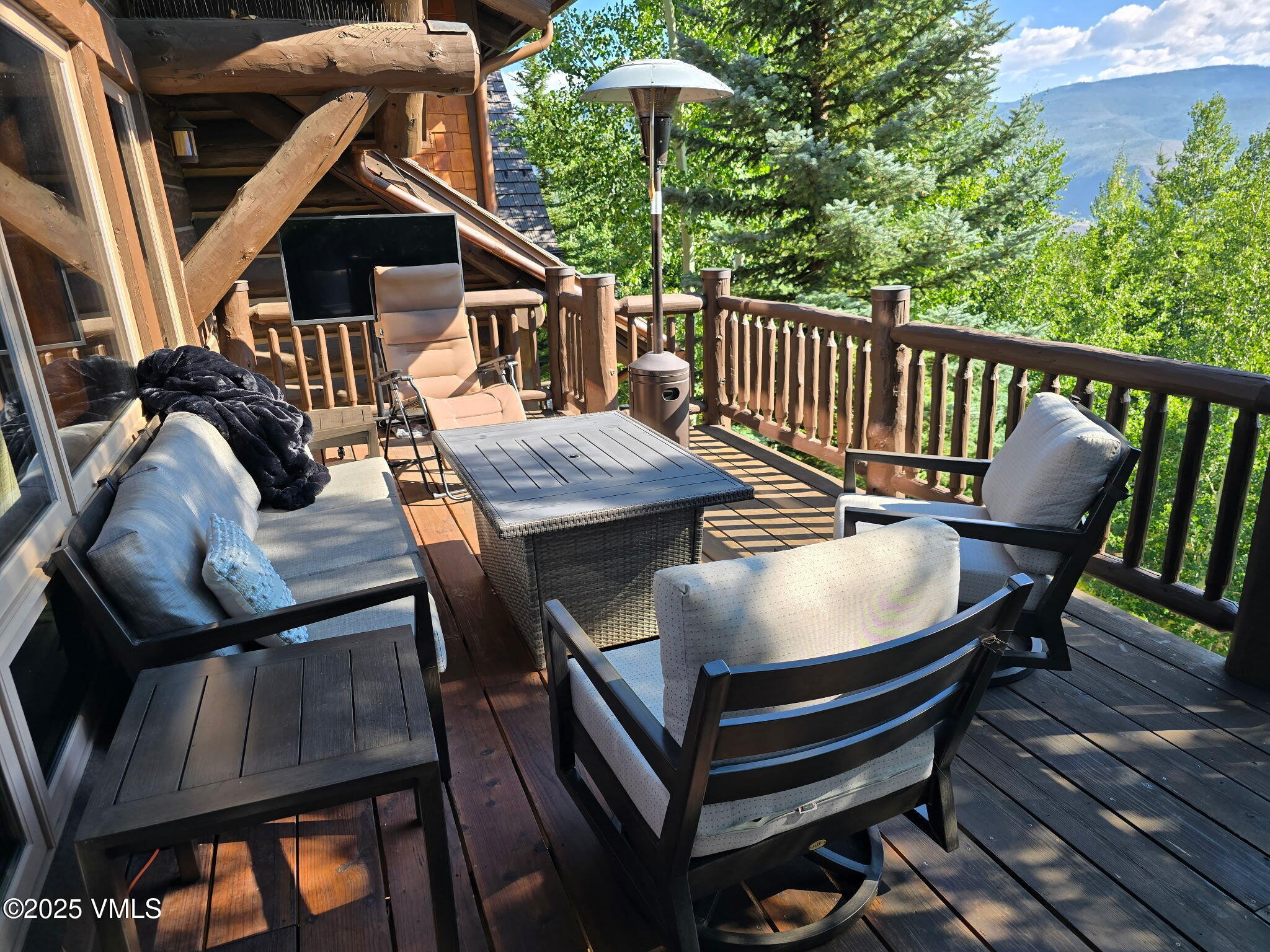 50 Horizon Pass Property Photo 4