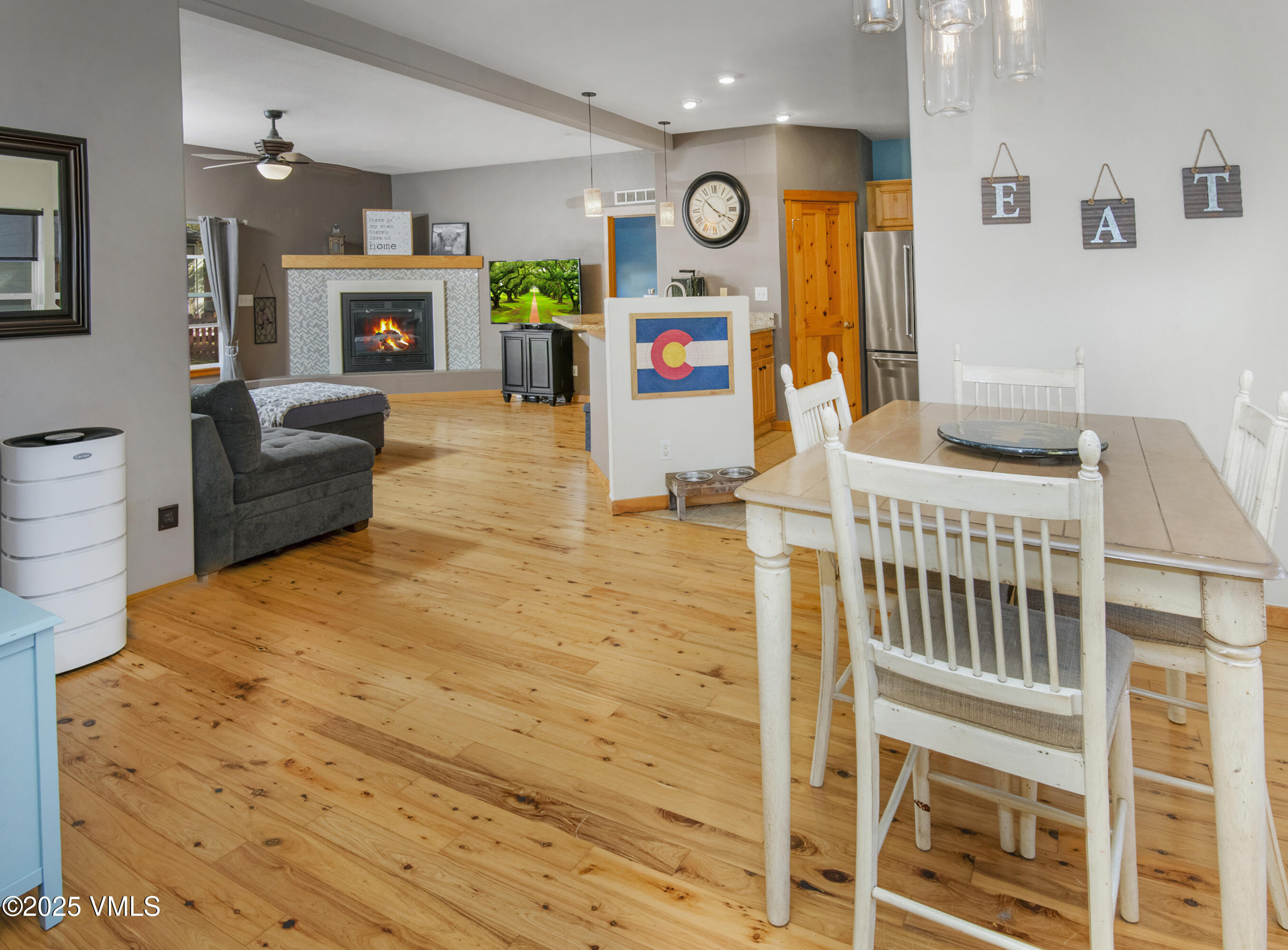 89 Blackhawk Road Property Photo 2