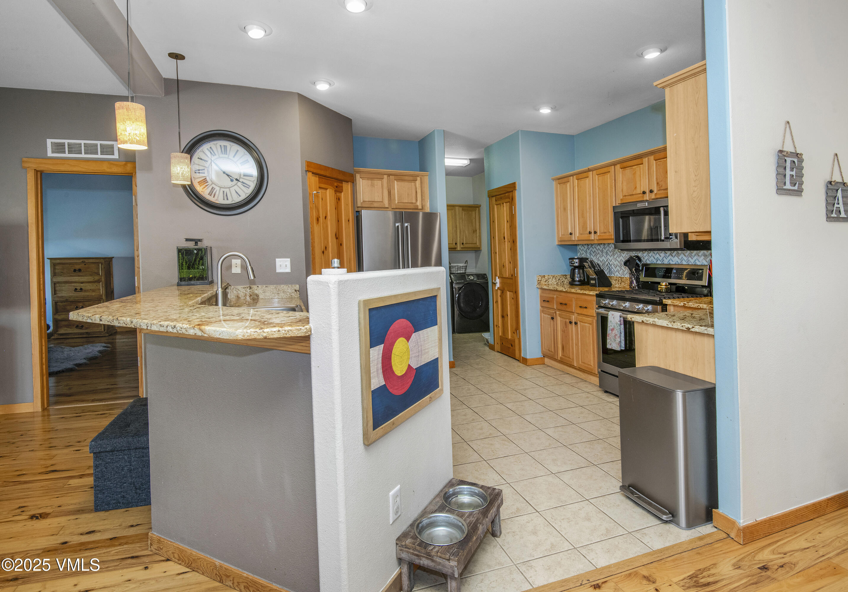 89 Blackhawk Road Property Photo 4