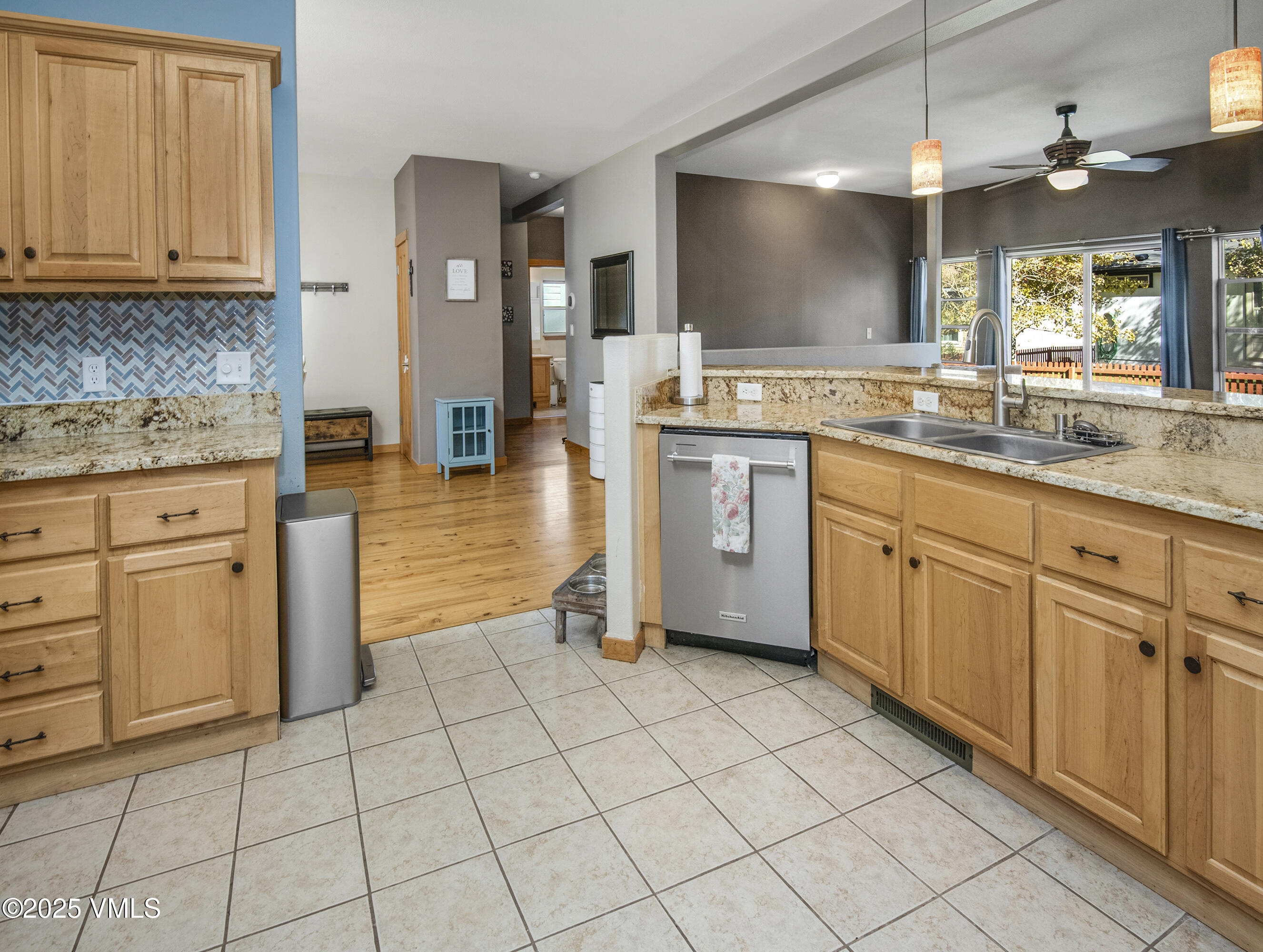 89 Blackhawk Road Property Photo 6