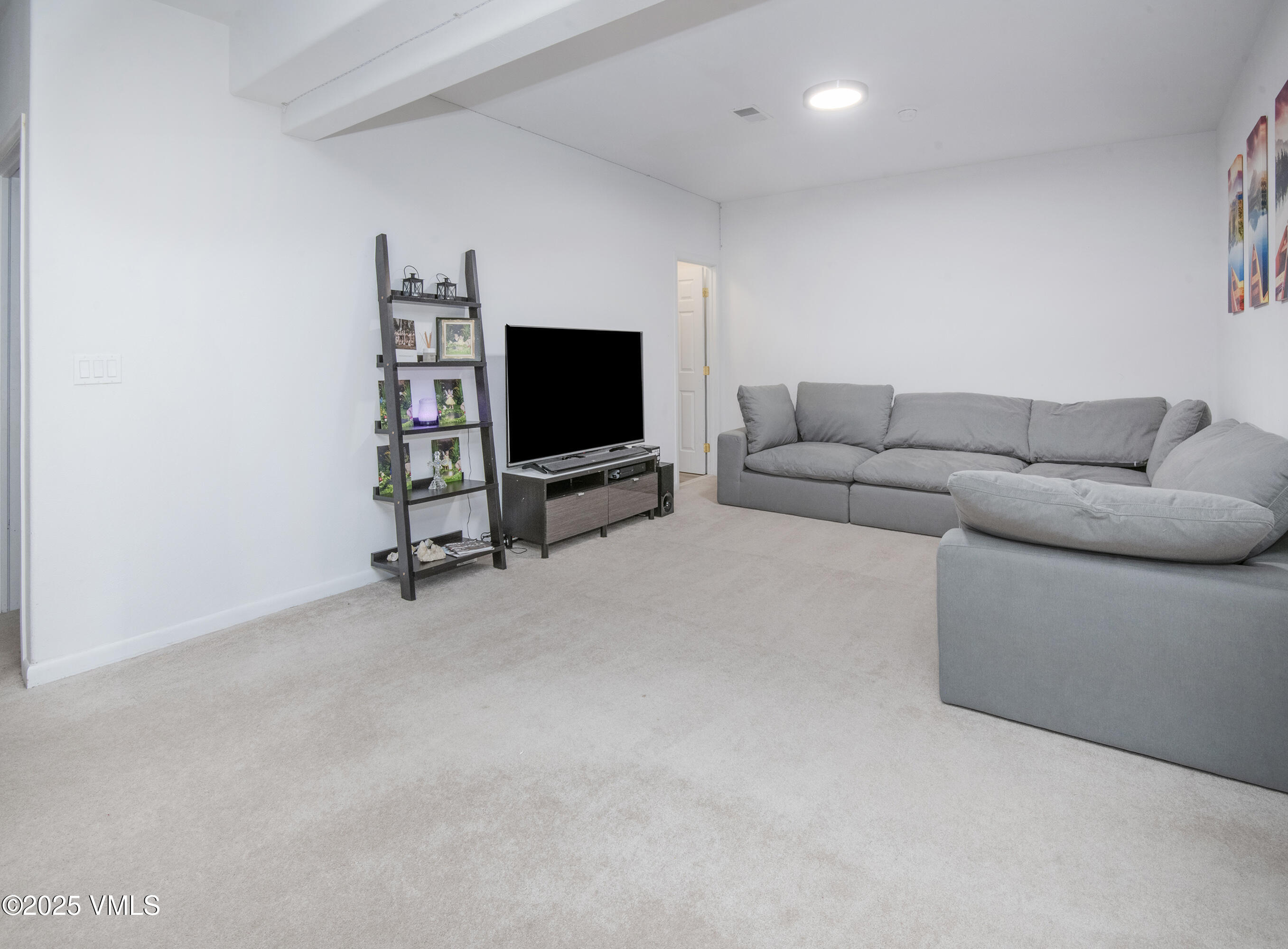 89 Blackhawk Road Property Photo 21