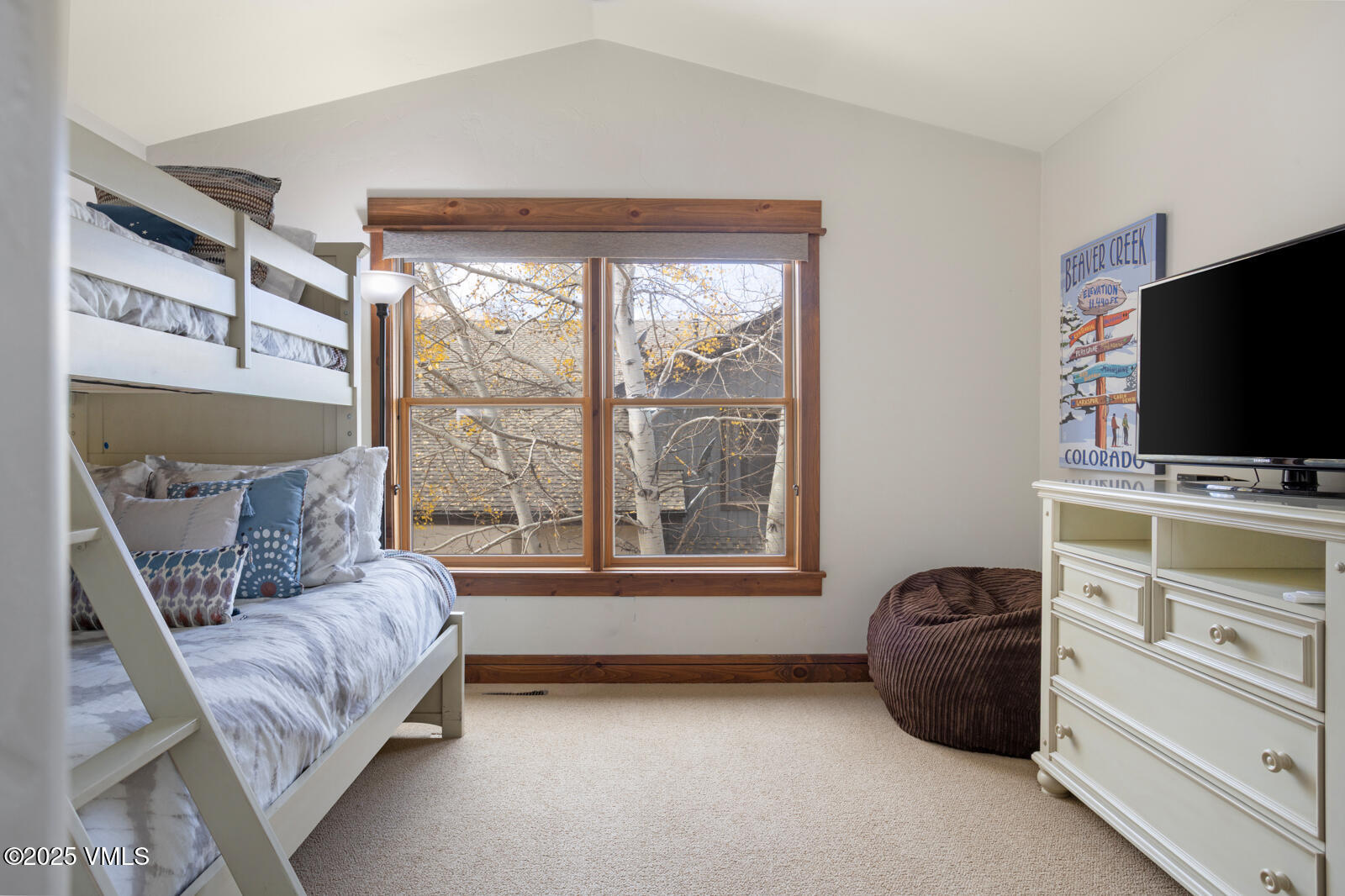 20 Millers Loop Property Photo 19