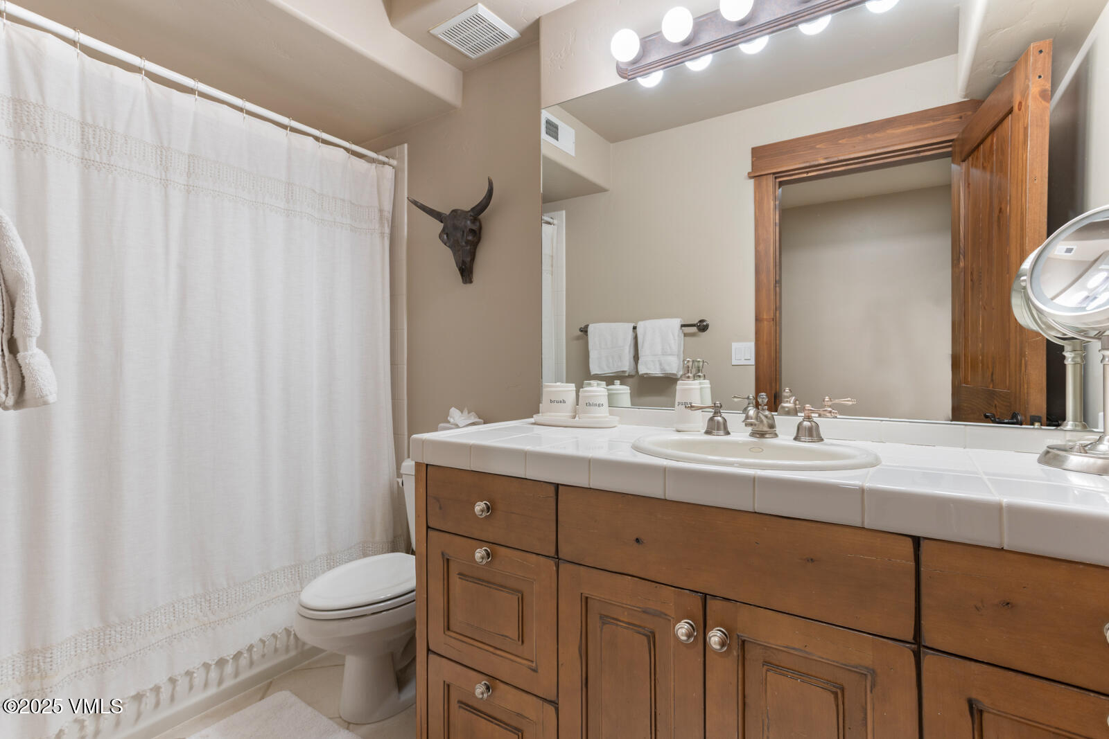 20 Millers Loop Property Photo 28