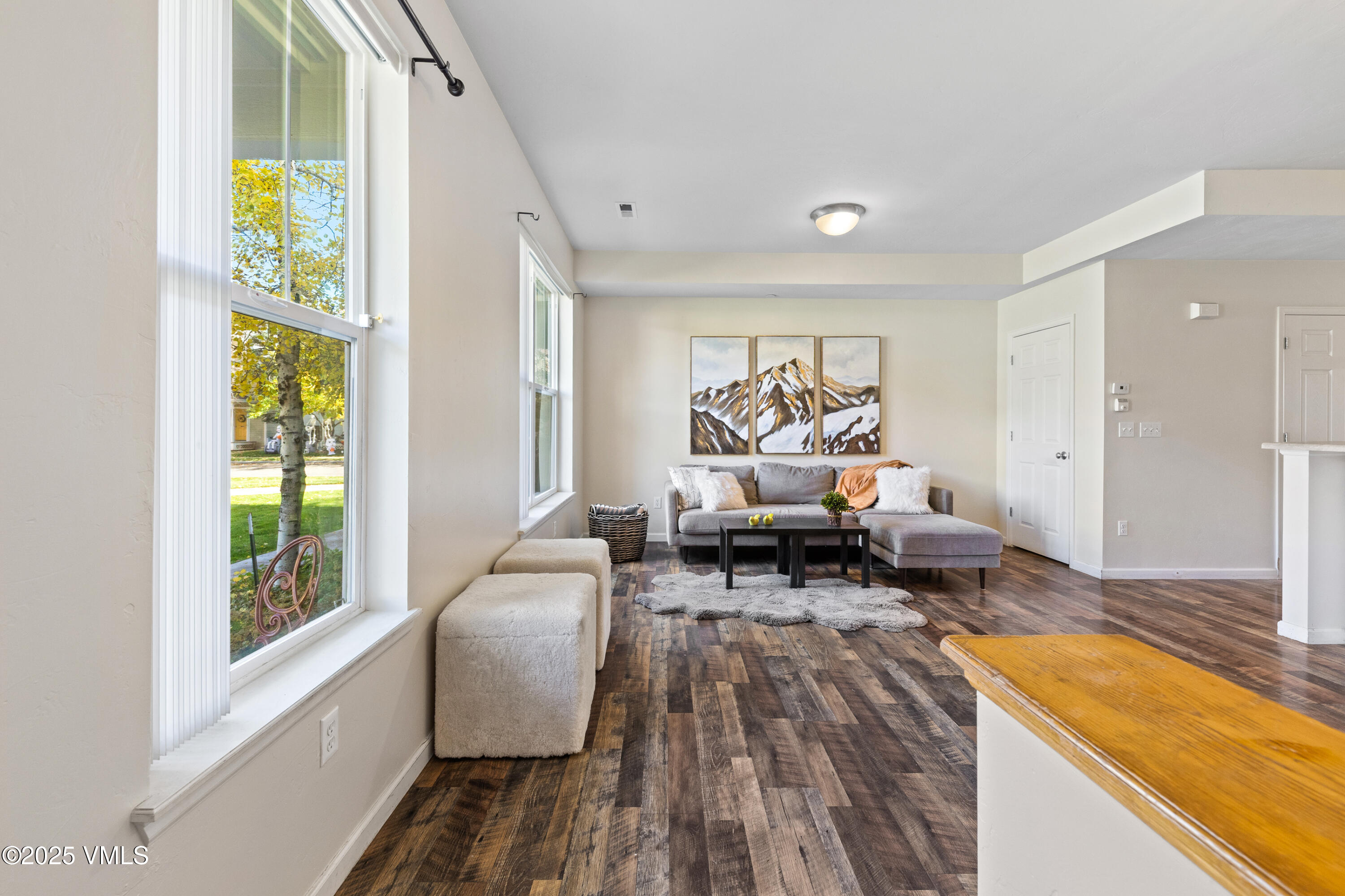 1563 Breen Alley Property Photo 7