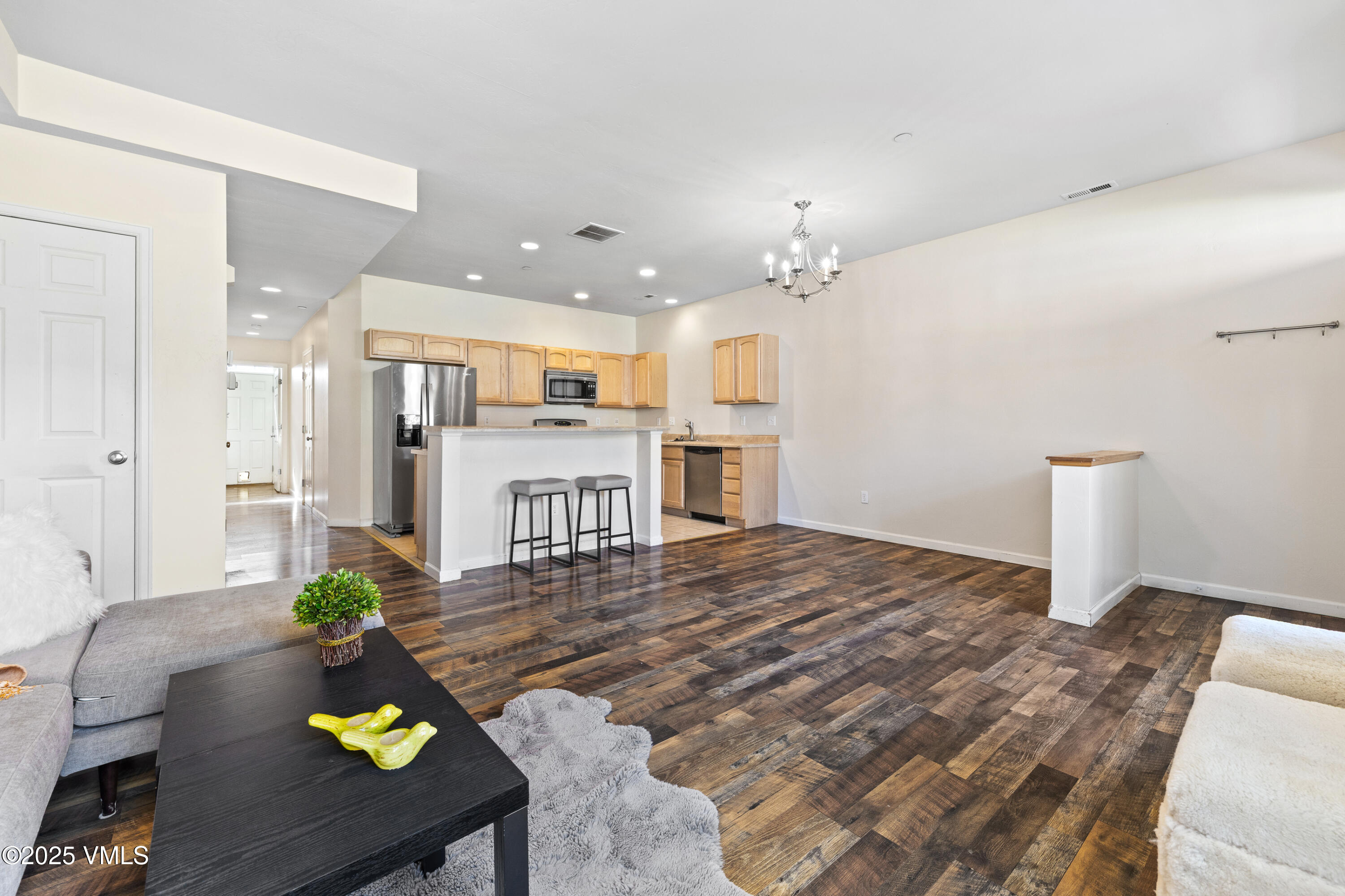 1563 Breen Alley Property Photo 10