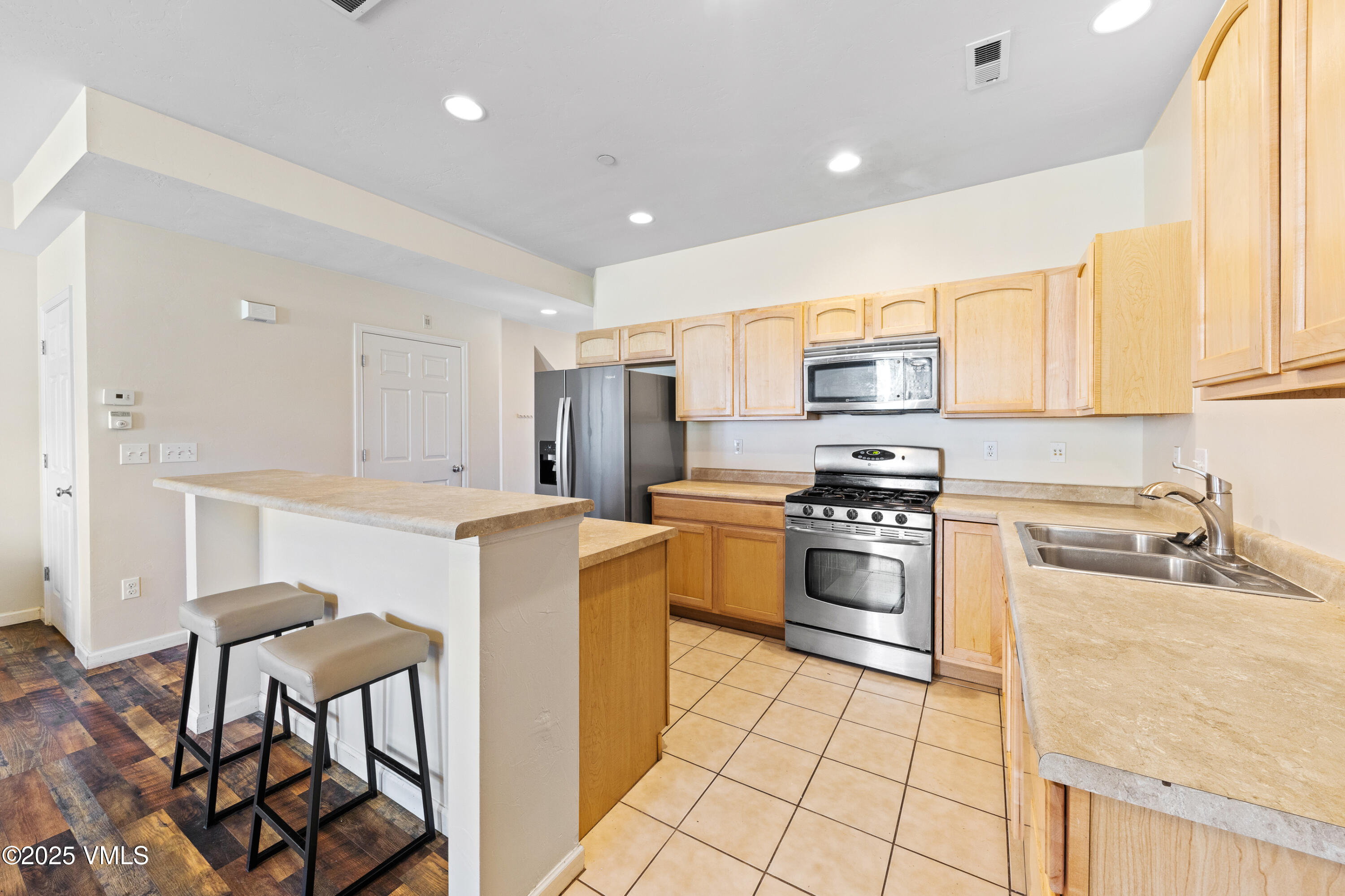 1563 Breen Alley Property Photo 14