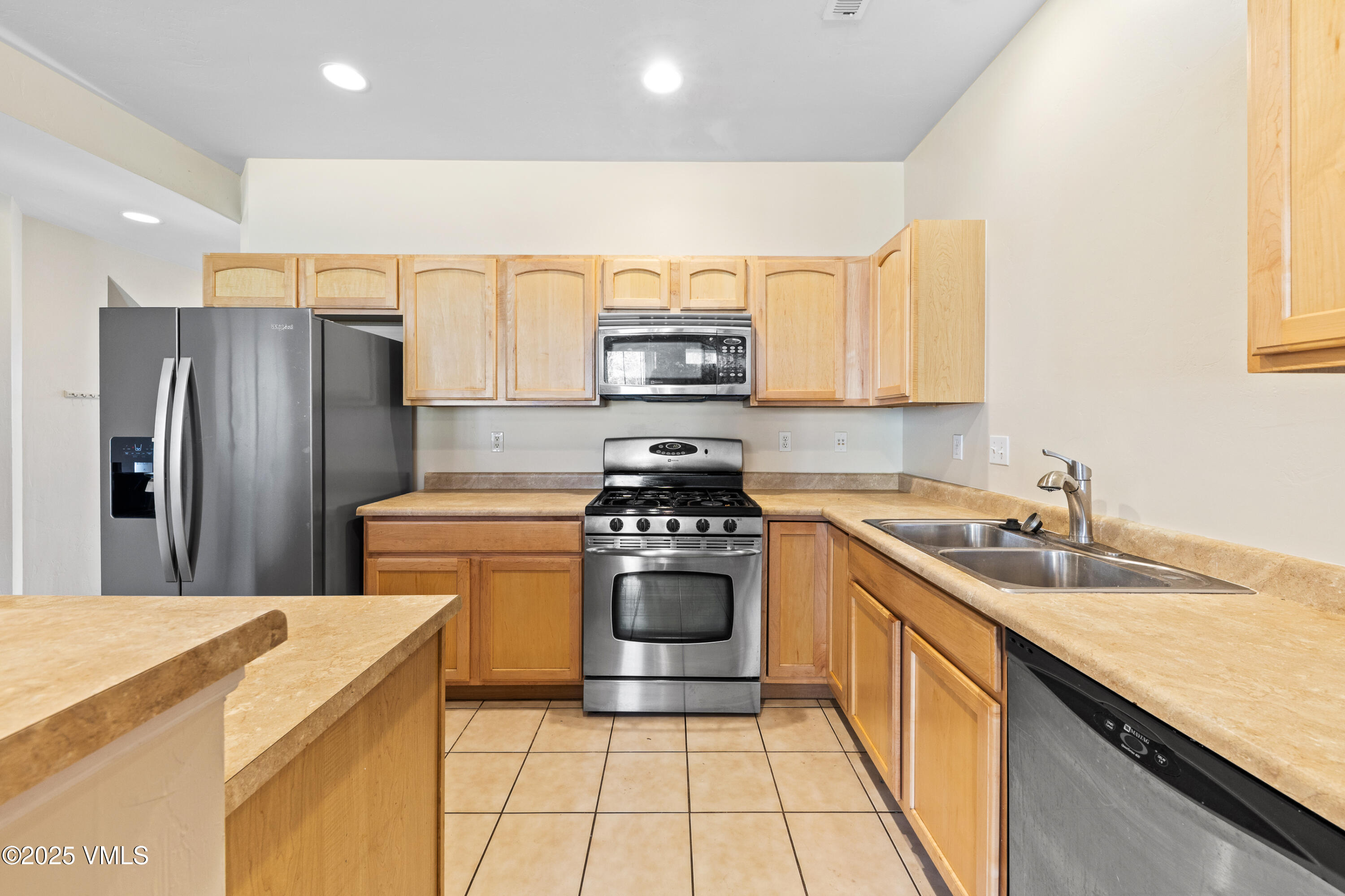 1563 Breen Alley Property Photo 15