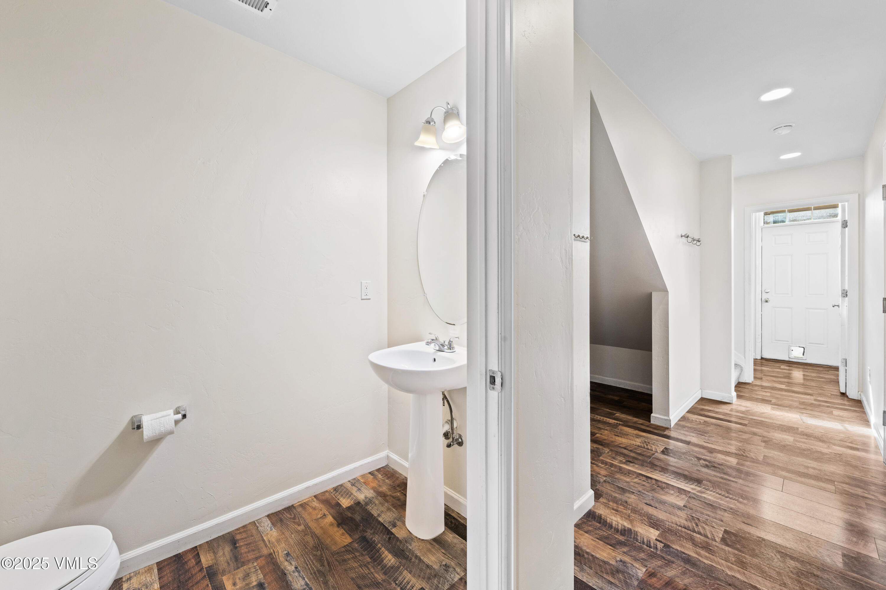 1563 Breen Alley Property Photo 18