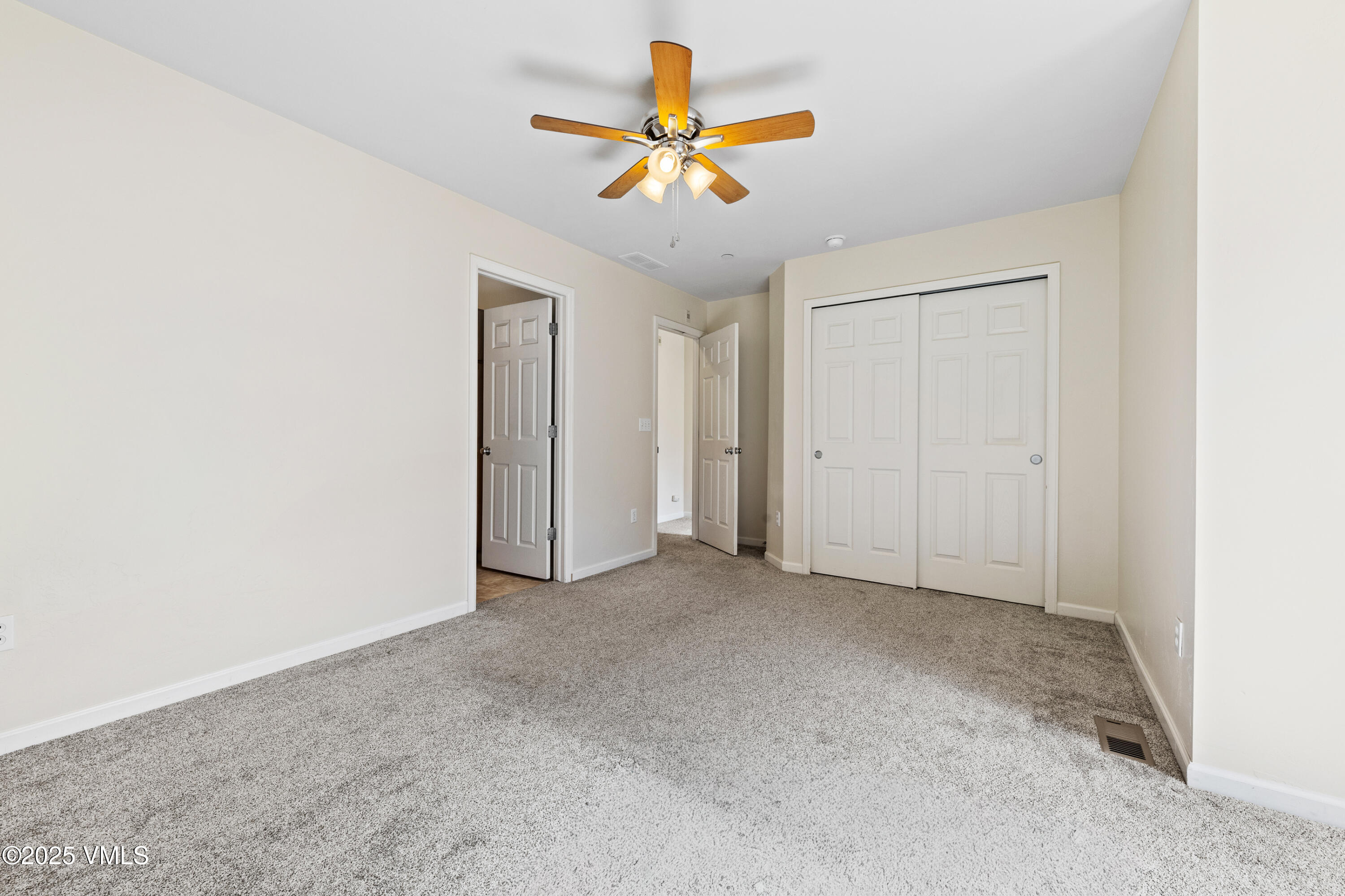 1563 Breen Alley Property Photo 25