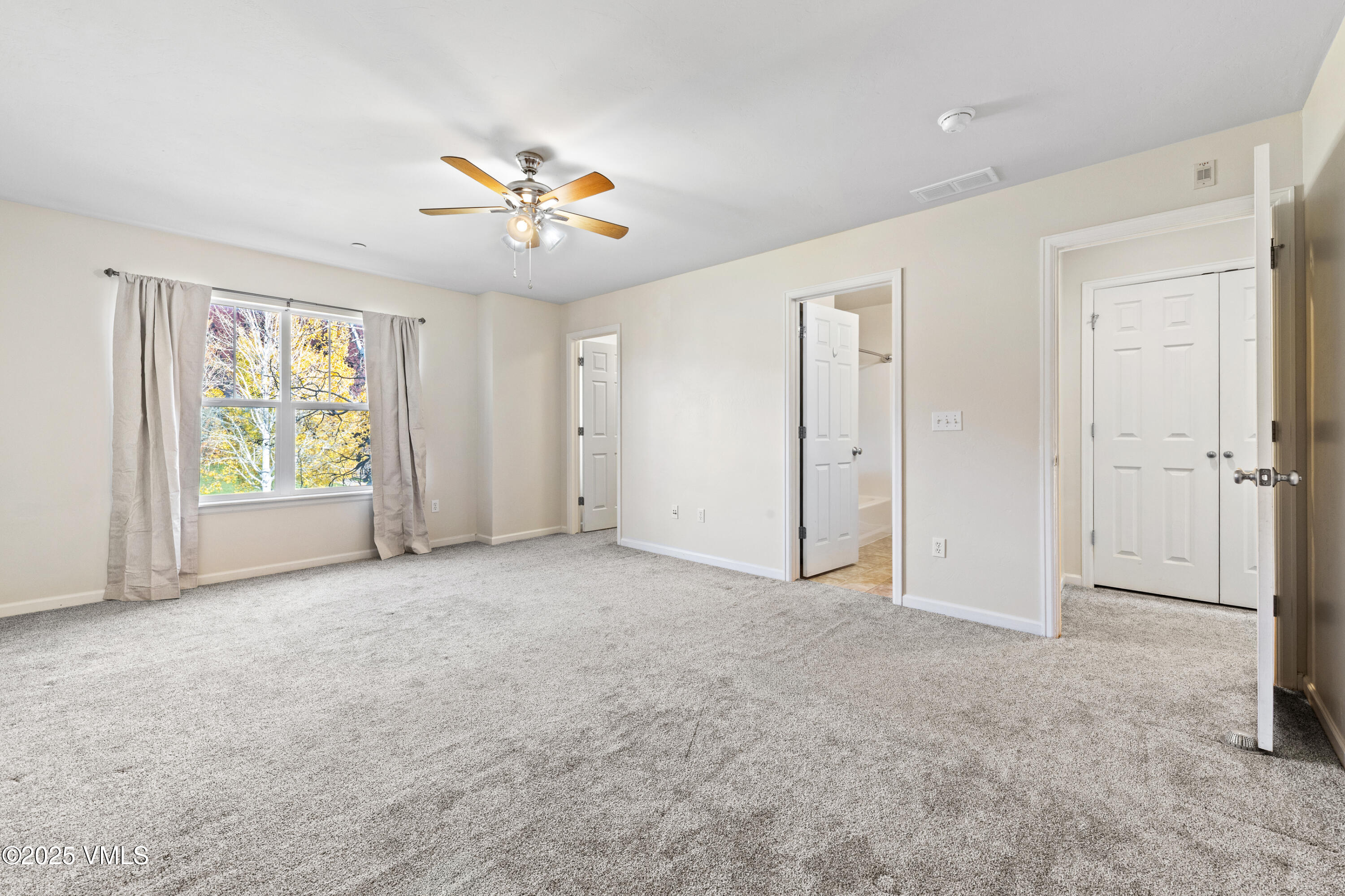 1563 Breen Alley Property Photo 30