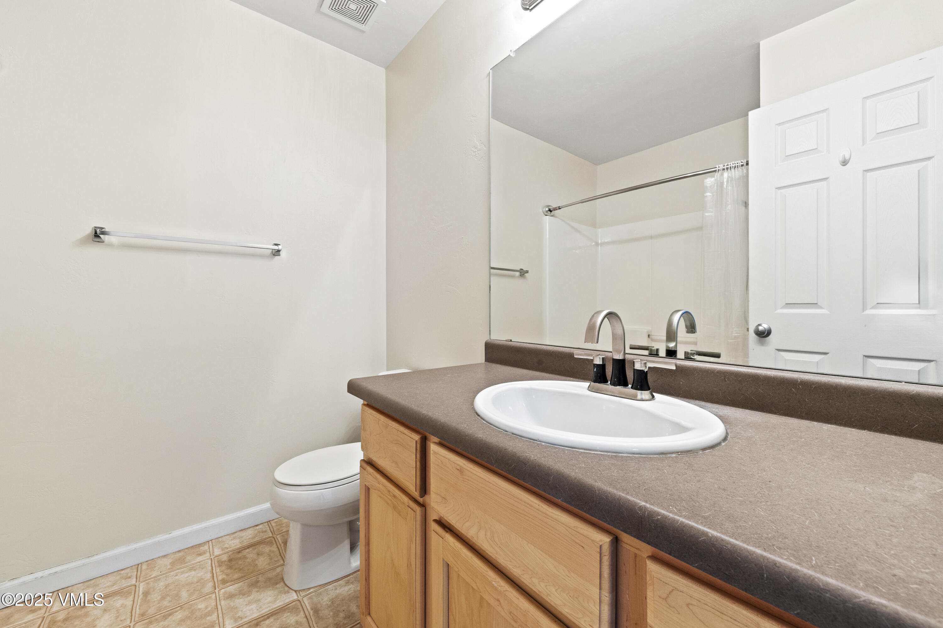 1563 Breen Alley Property Photo 31