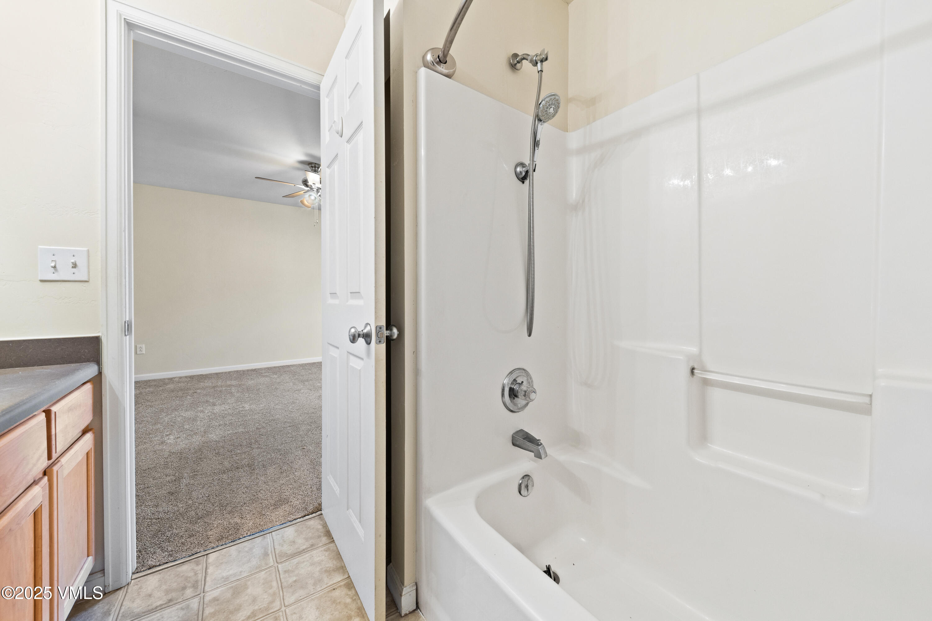 1563 Breen Alley Property Photo 32