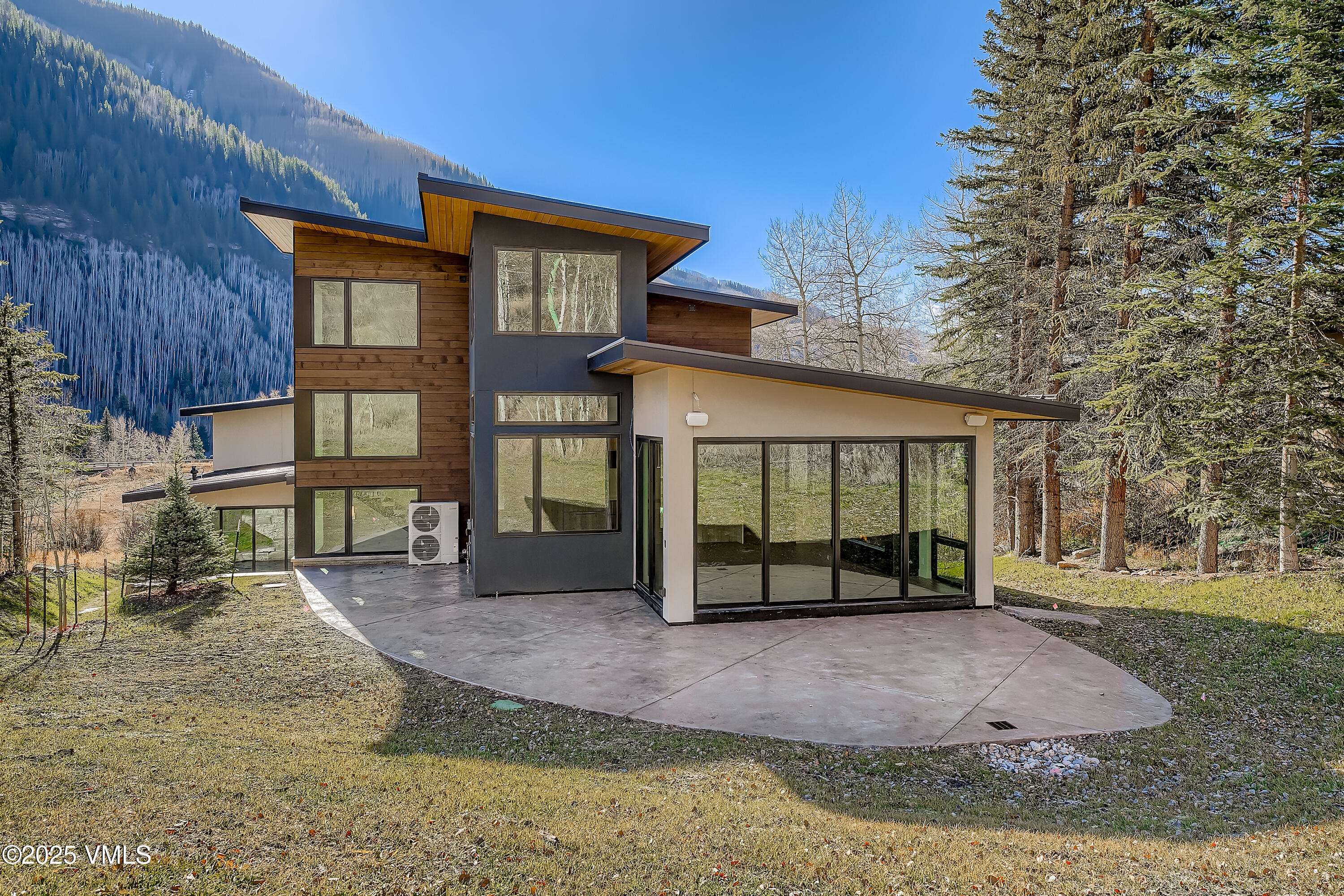 2805 Bald Mountain Road Property Photo 4