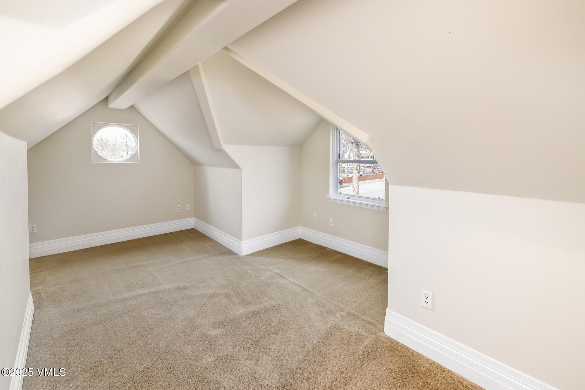 236 Capitol Street Property Photo 33