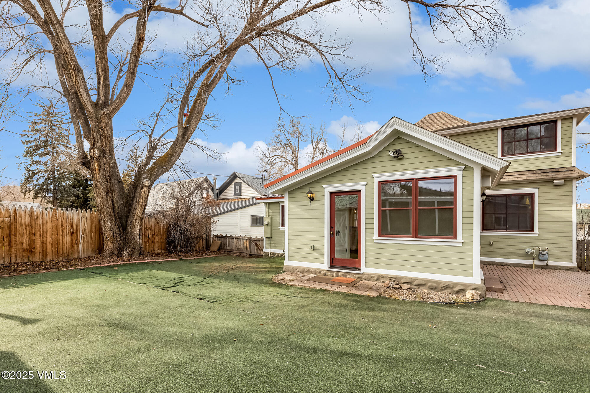 236 Capitol Street Property Photo 40