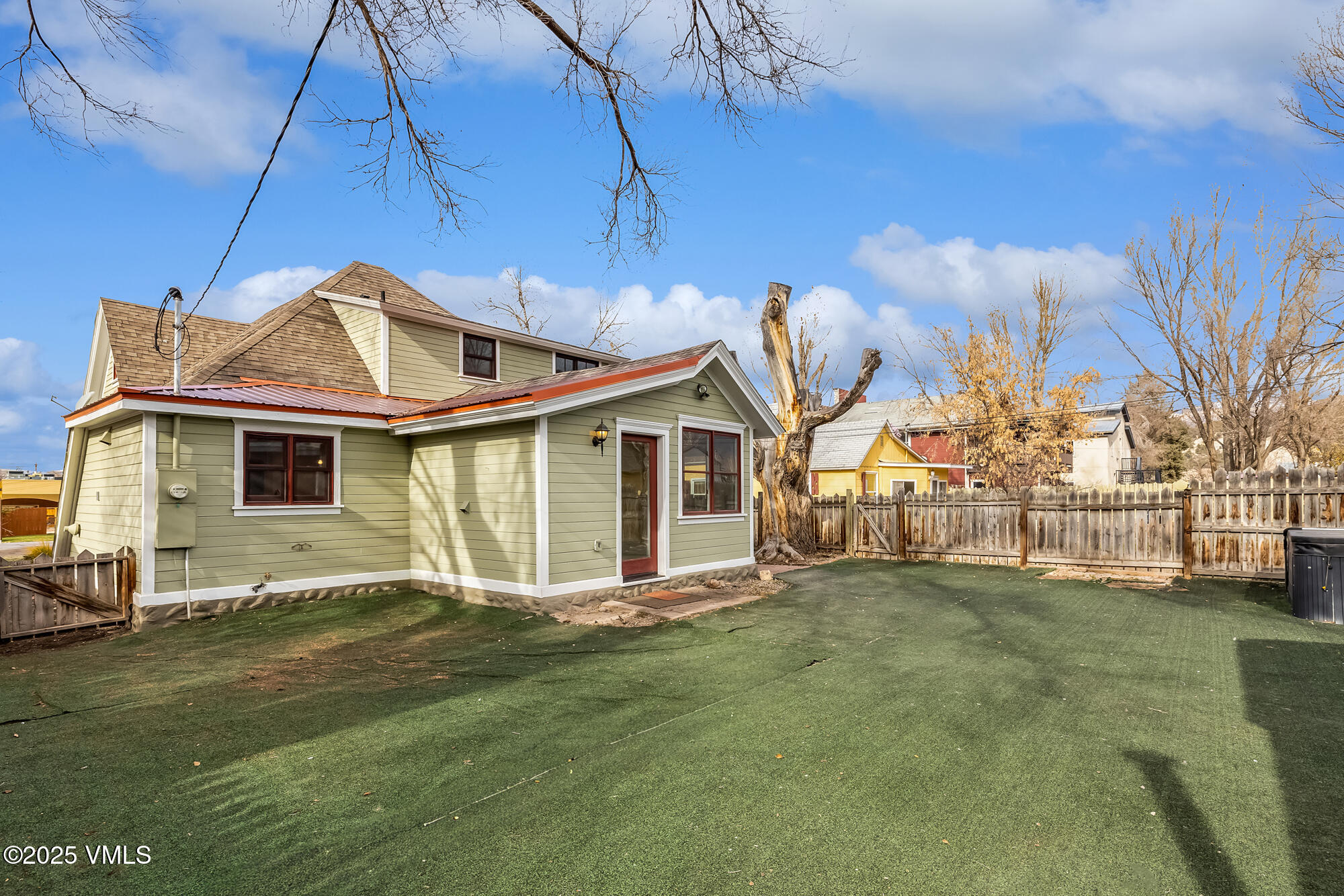 236 Capitol Street Property Photo 41