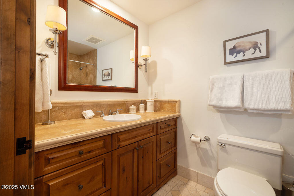 675 Lionshead Pl 642 Property Photo 18