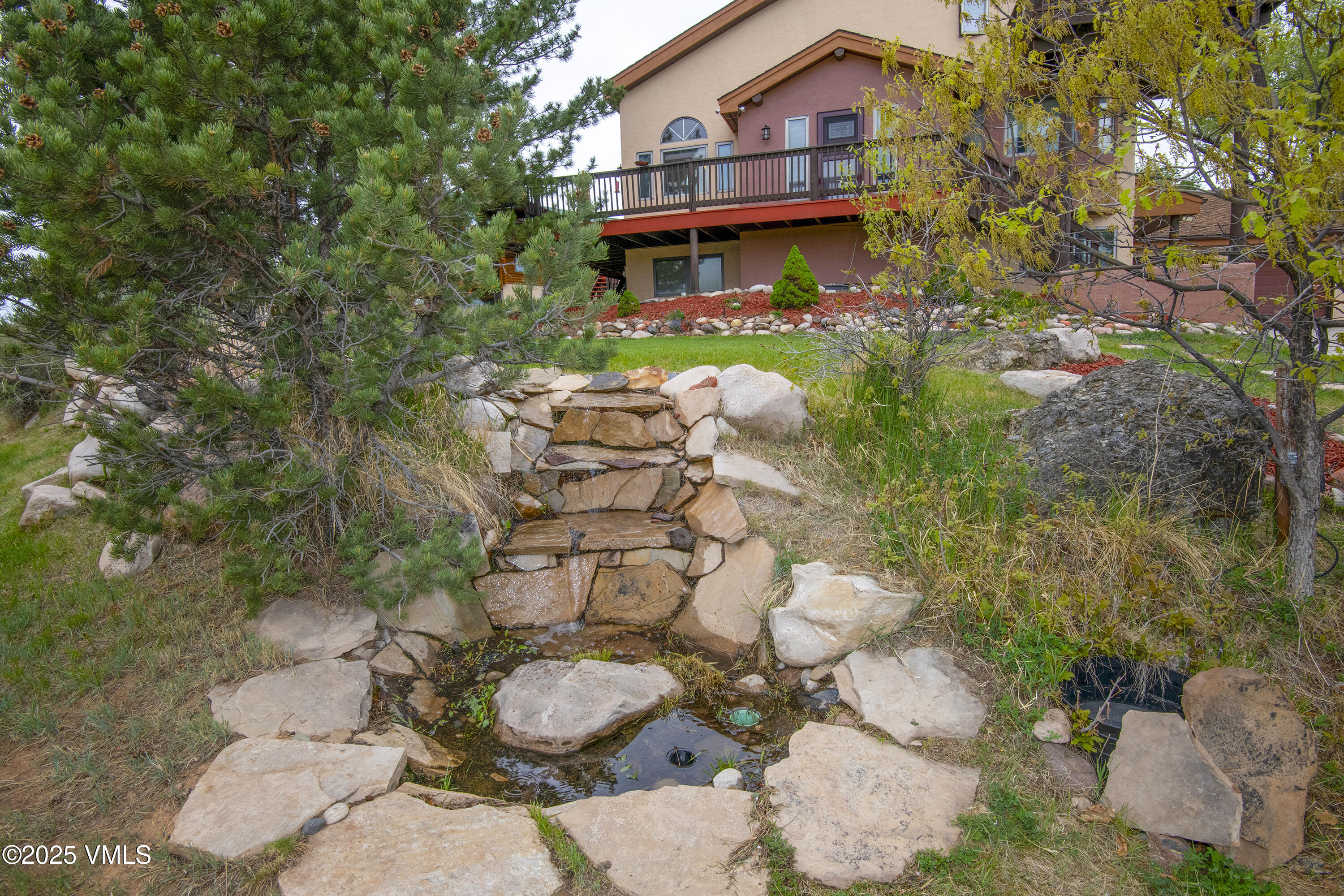 13 Pinion Lane Property Photo 37