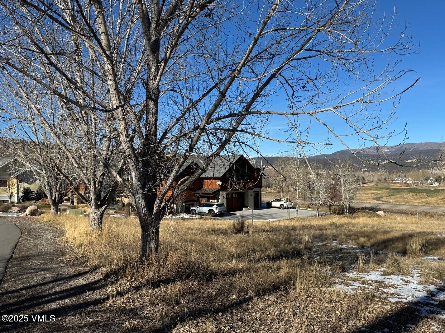49 E Double Hitch Property Photo 3