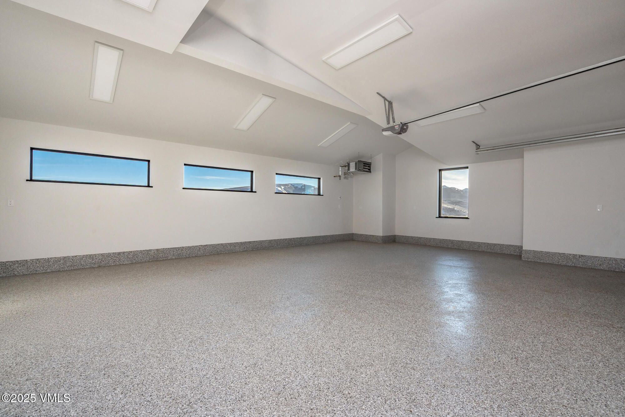 5091 Wildridge Road E Property Photo 53
