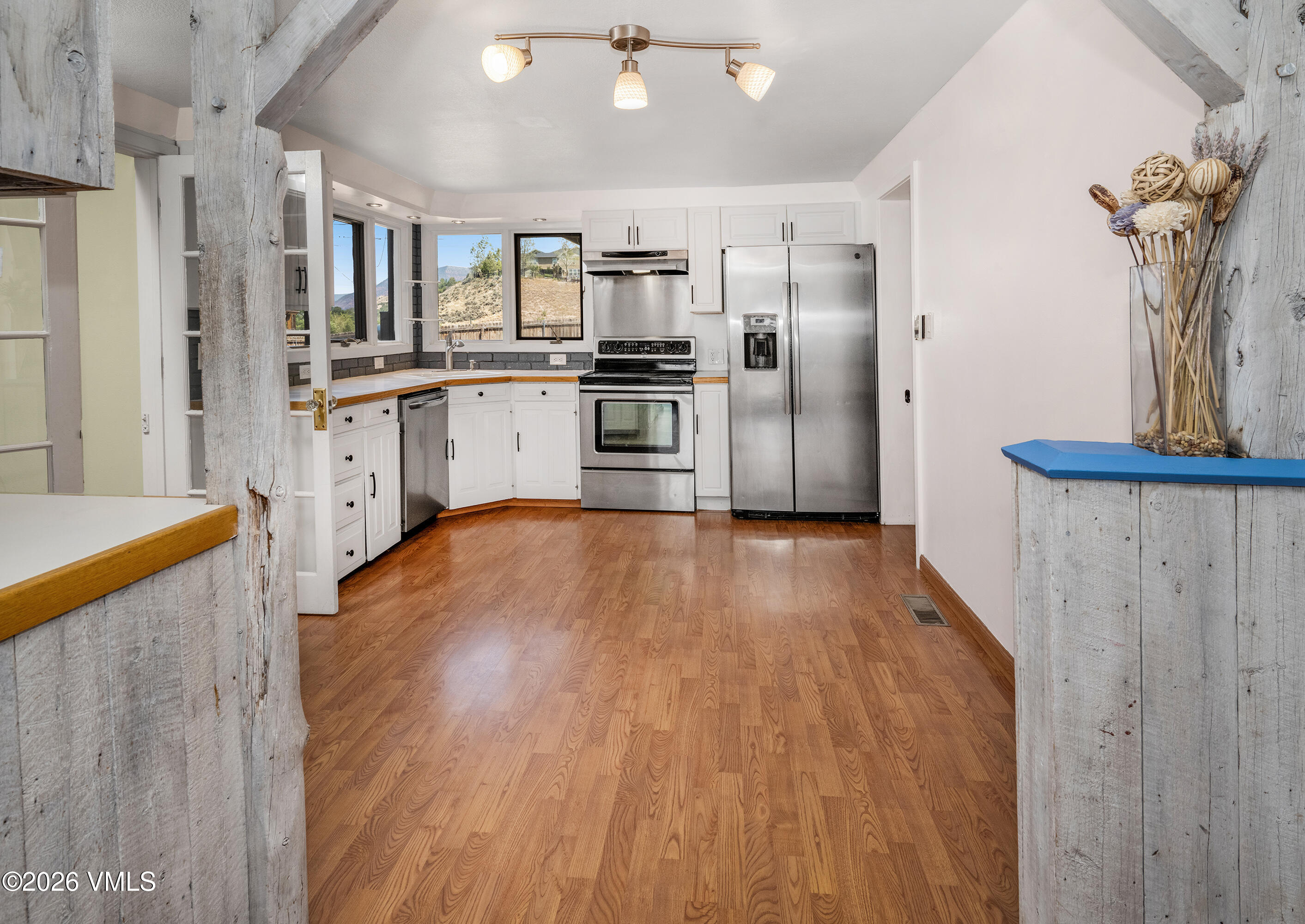 108 Howard Street Property Photo 6