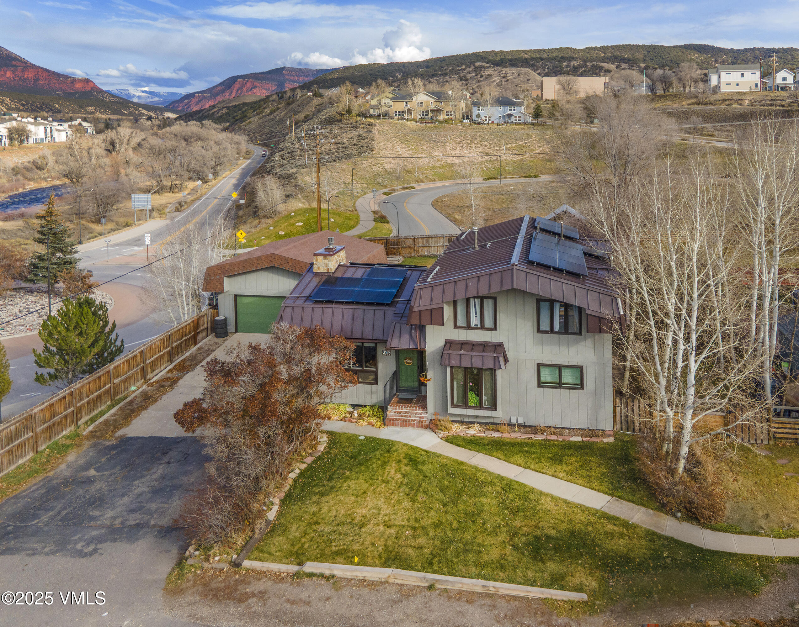 108 Howard Street Property Photo 43