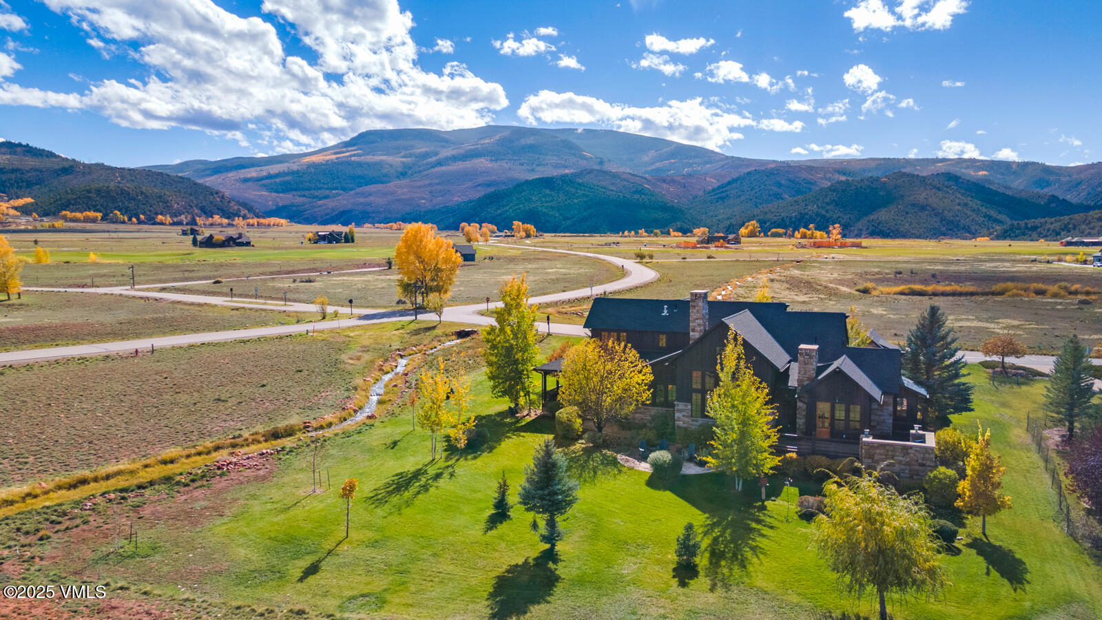 18 Herons Way Property Photo 4