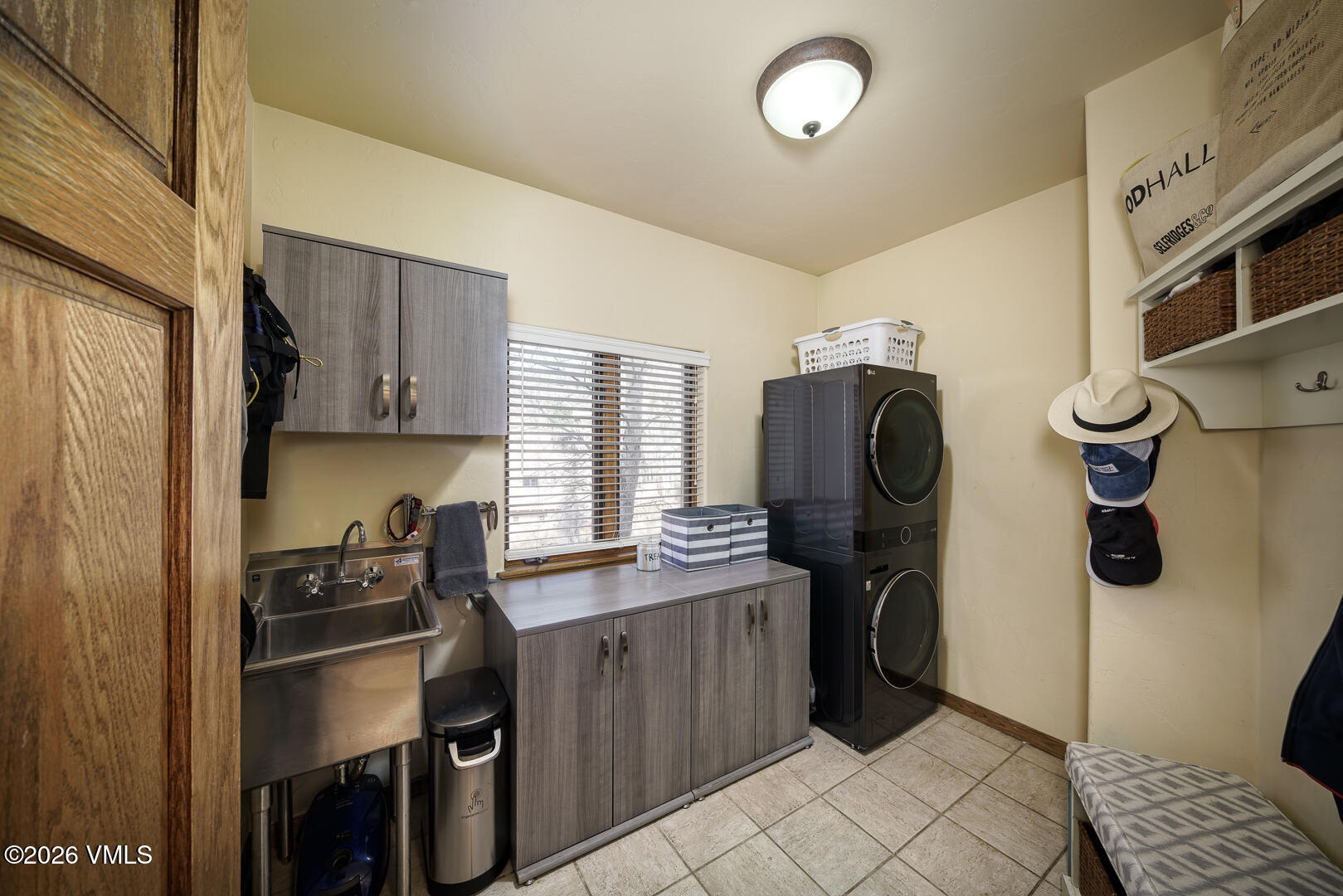 21 Honda Property Photo 10