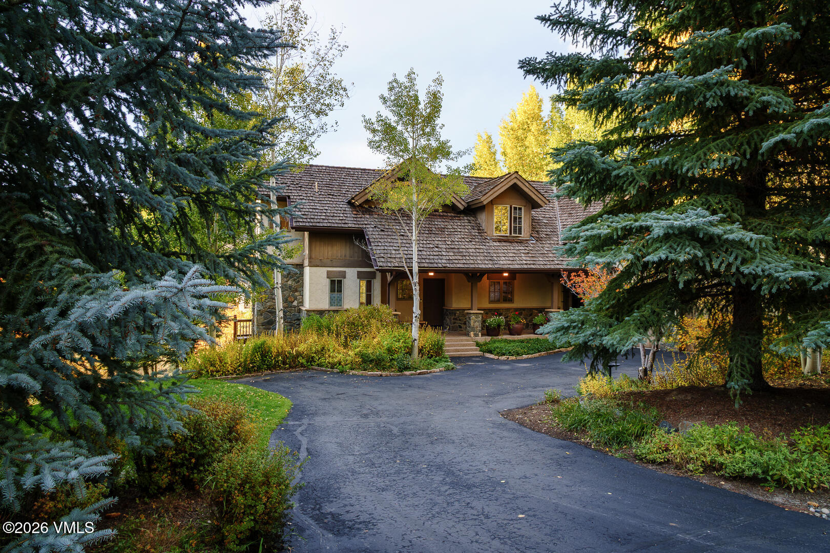 21 Honda Property Photo 34