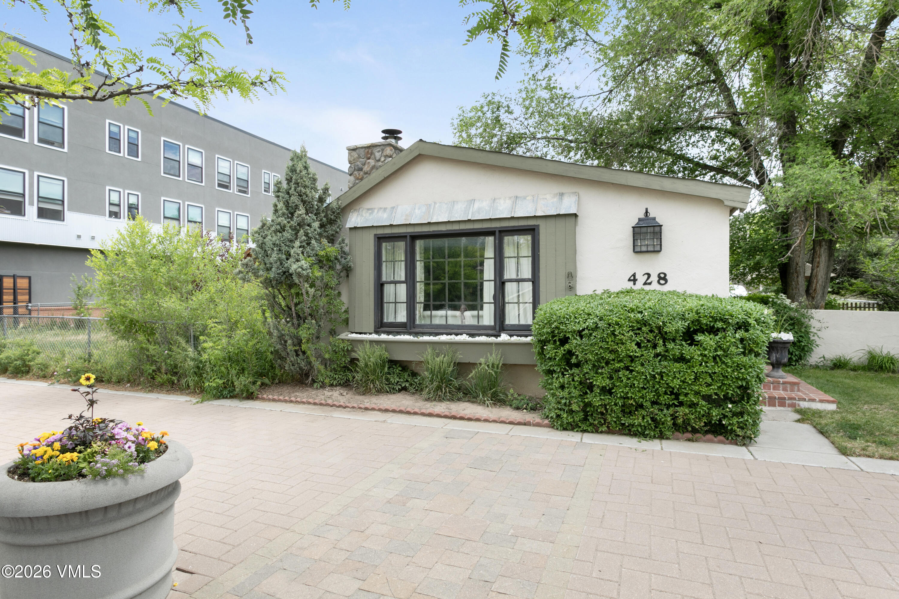 428 Broadway Property Photo 19