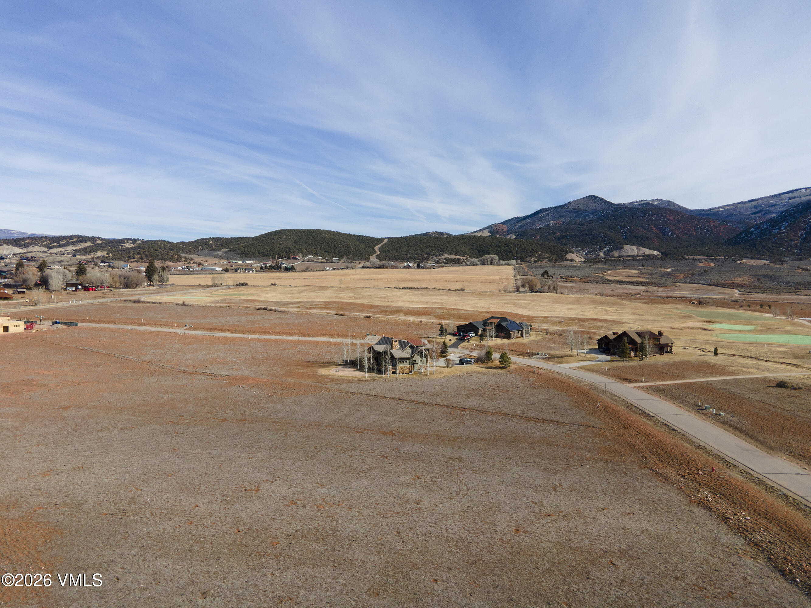 196 Foxprowl Property Photo 3