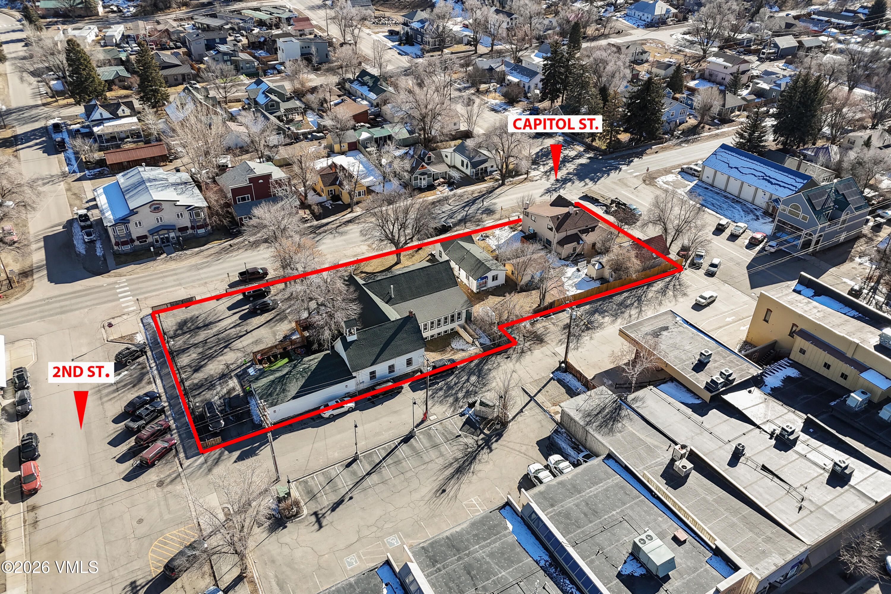 215 Capitol Street Property Photo 8