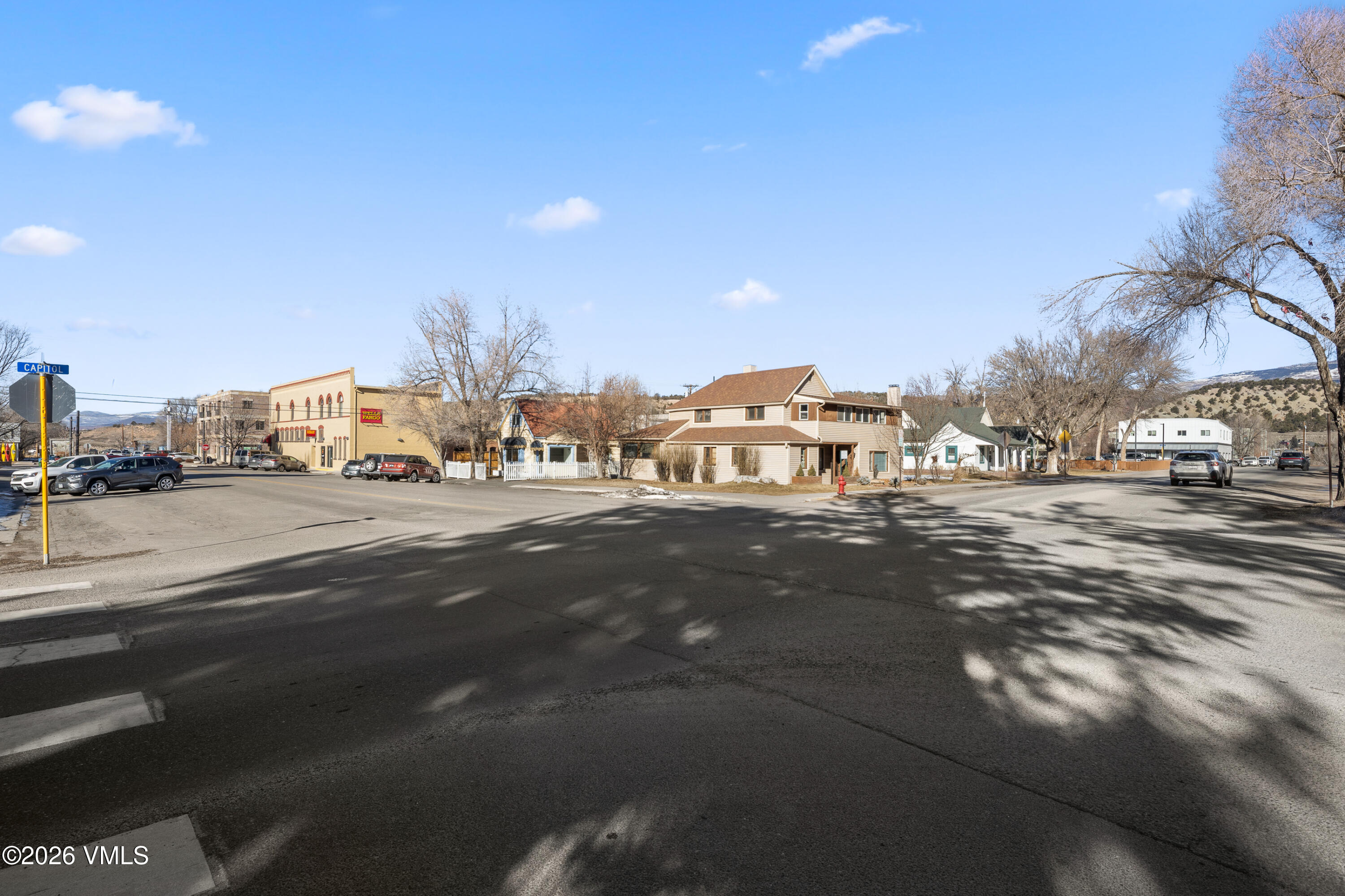 215 Capitol Street Property Photo 17