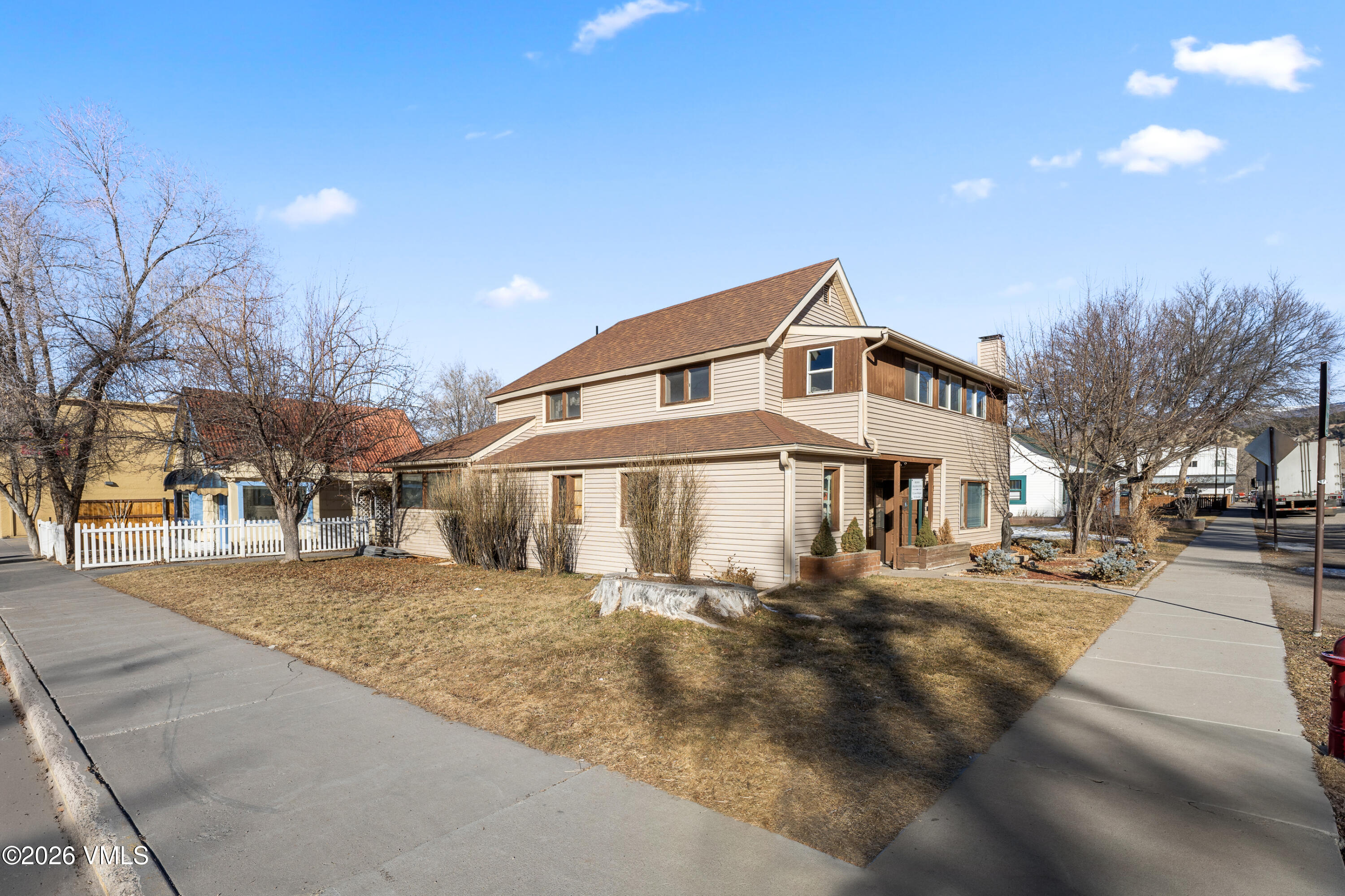 215 Capitol Street Property Photo 18