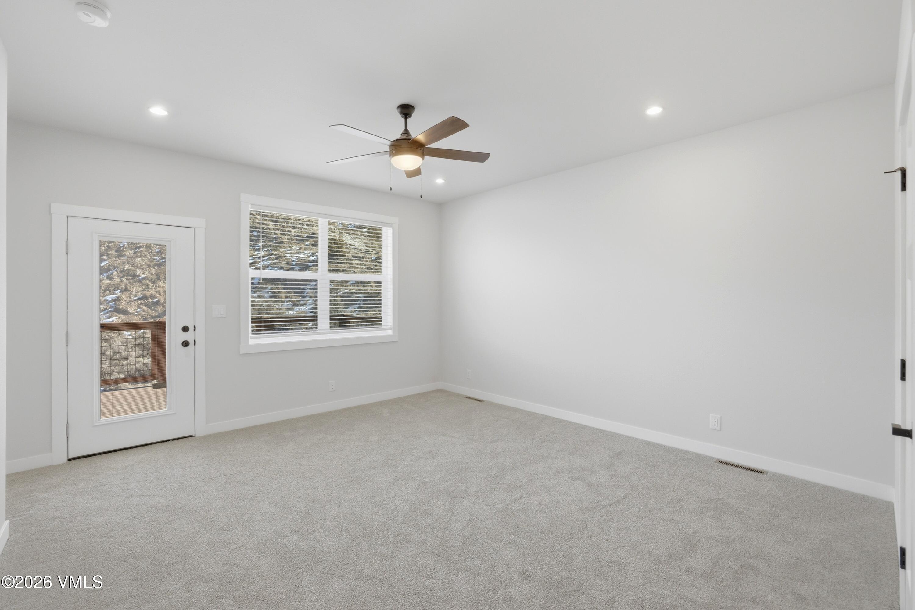378 Bluffs Drive Property Photo 20