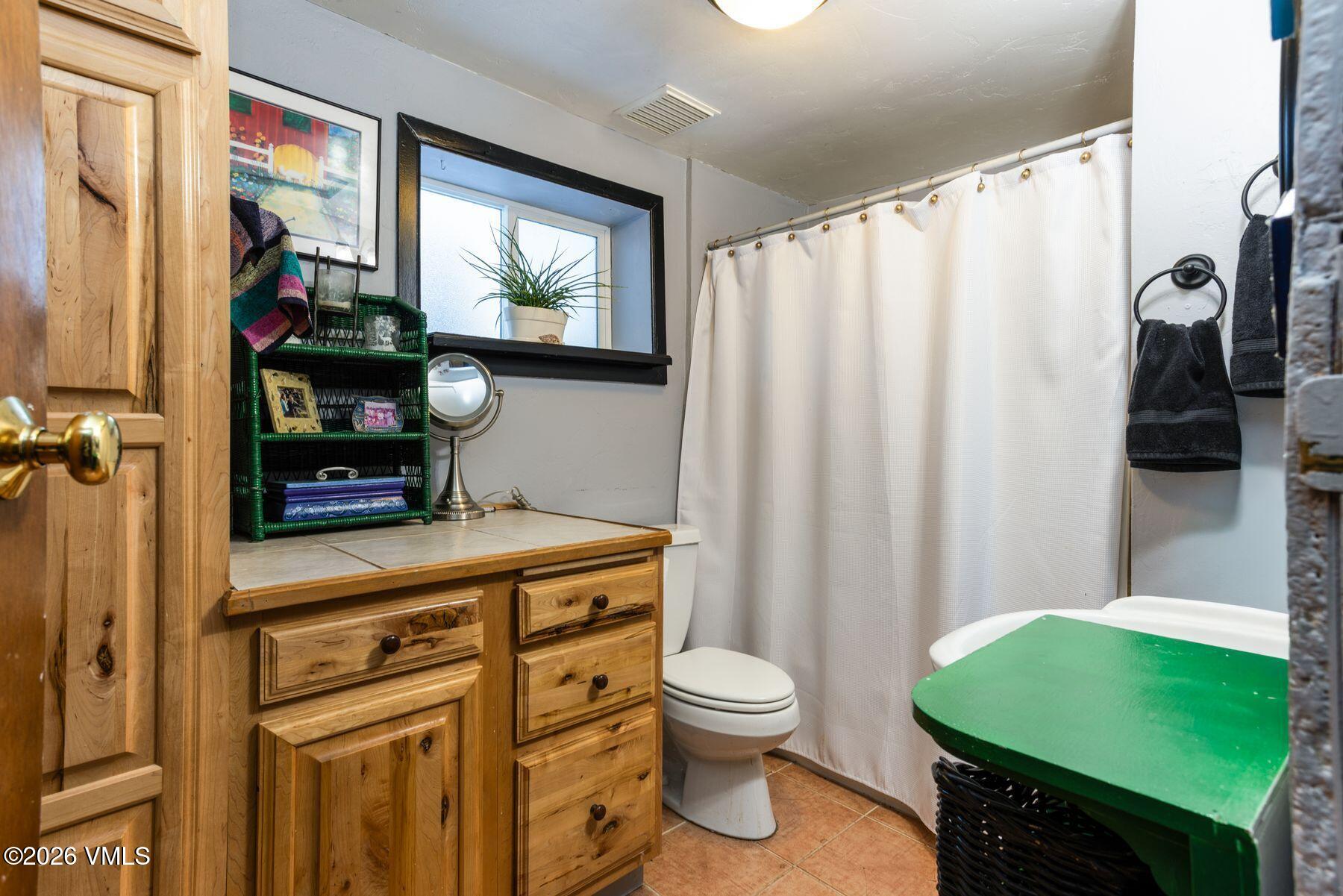 449 Pine Street Property Photo 24
