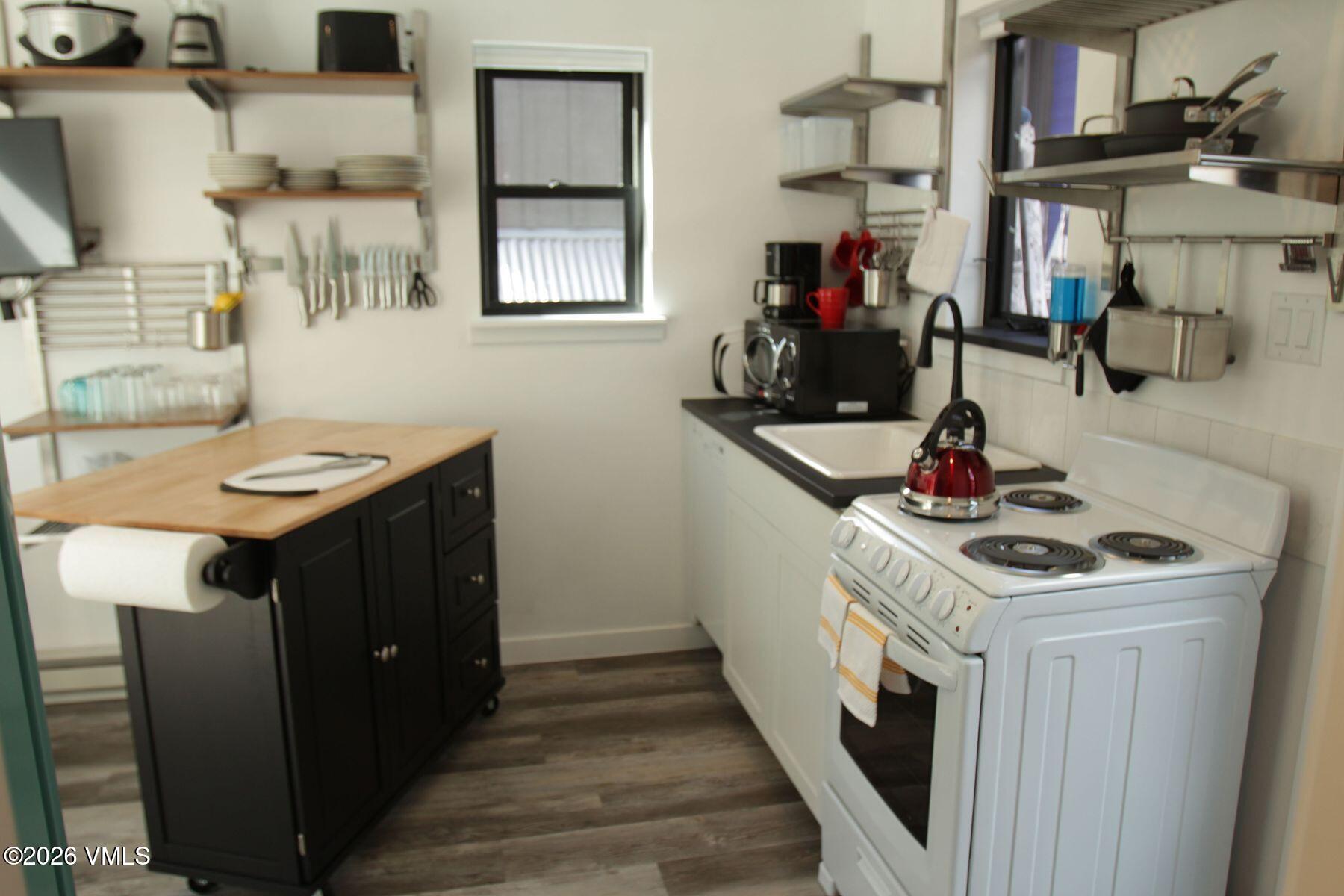 449 Pine Street Property Photo 27