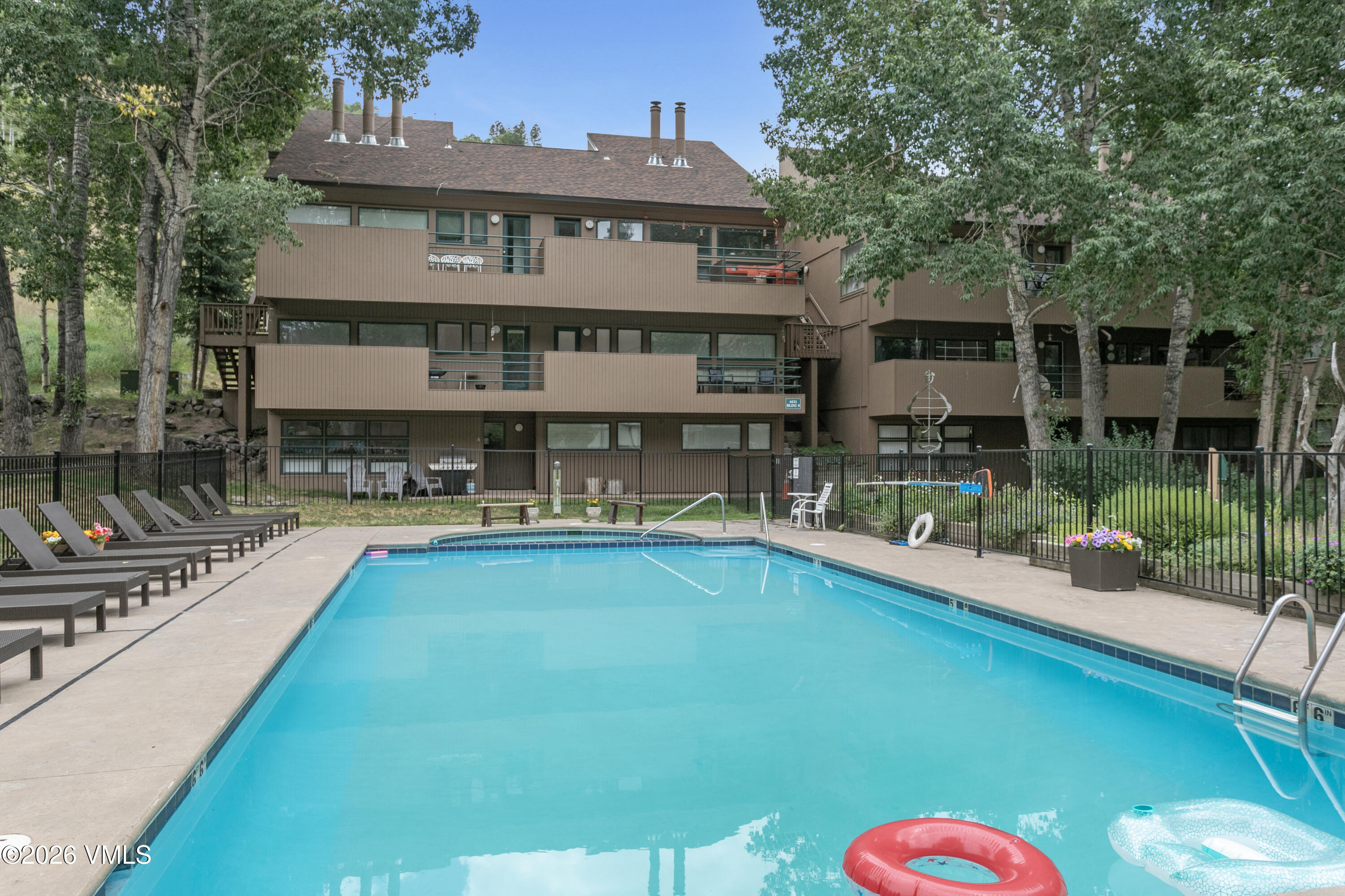 3911 Bighorn Road 1-b Property Photo 25