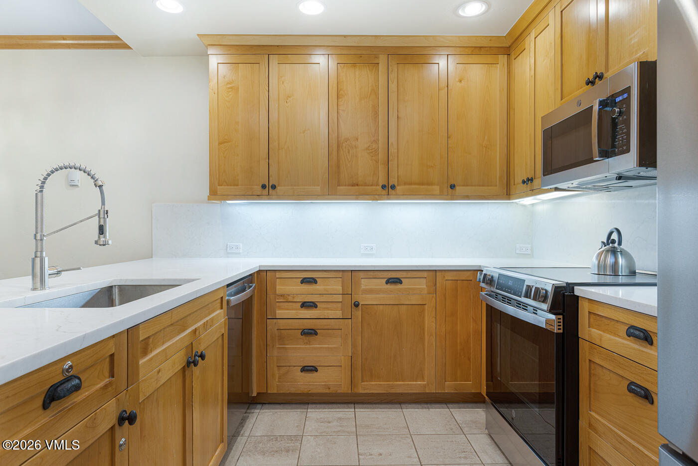 292 E Meadow Drive Drive 558 Property Photo 5
