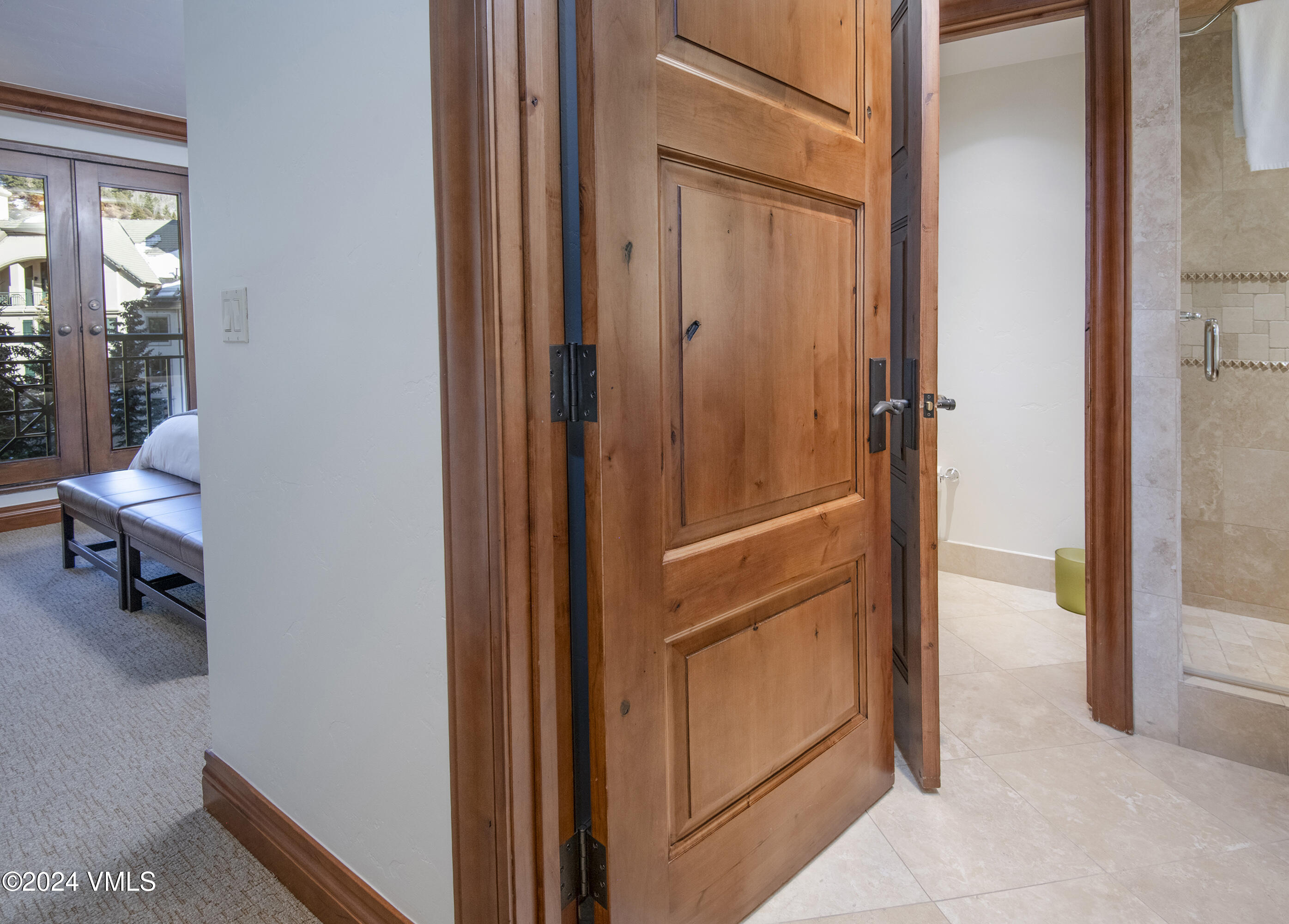 100 E Thomas Place 4052-week 12 Property Photo 12