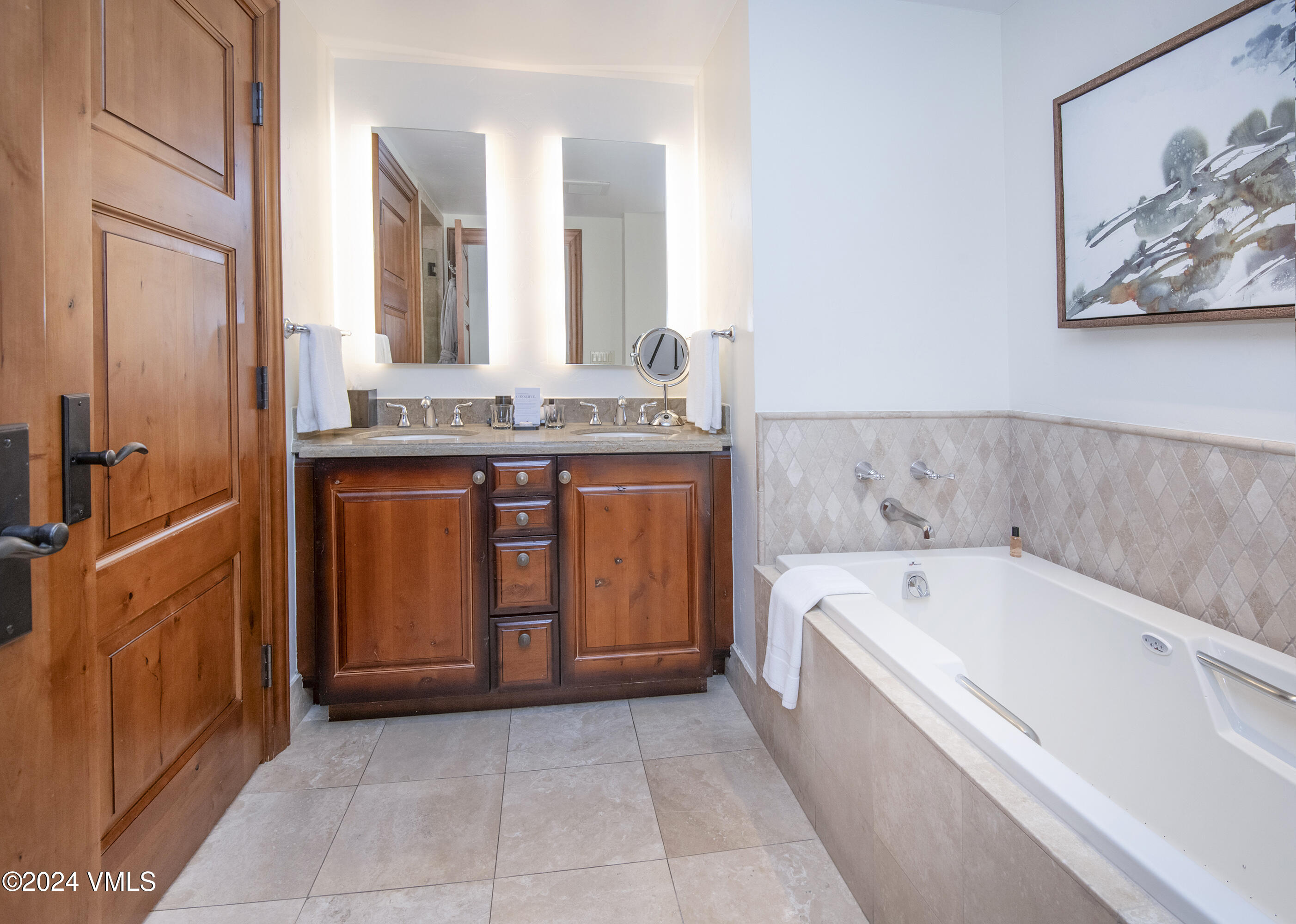 100 E Thomas Place 4052-week 12 Property Photo 17