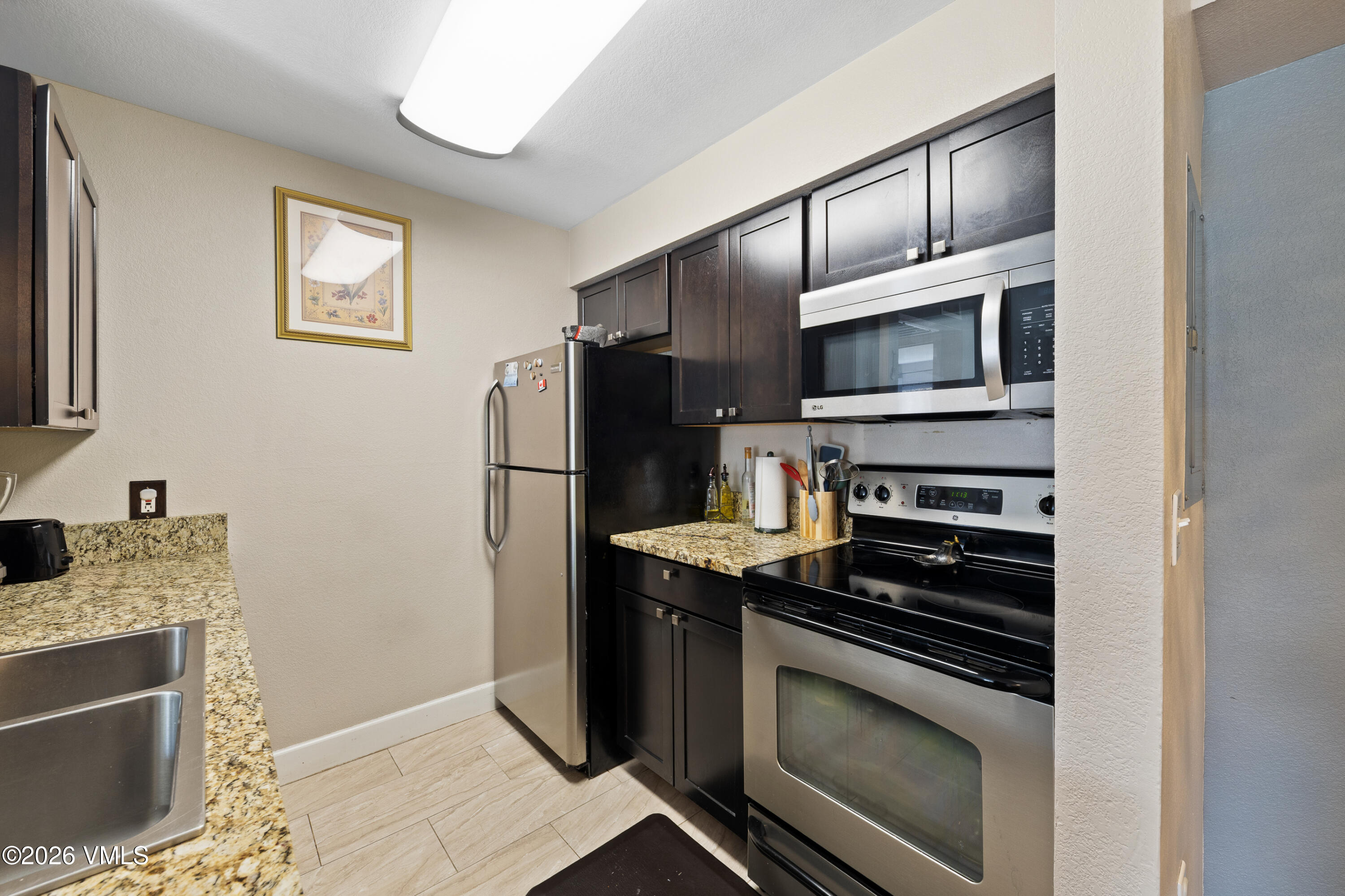 127 Jules Drive H103 Property Photo 5