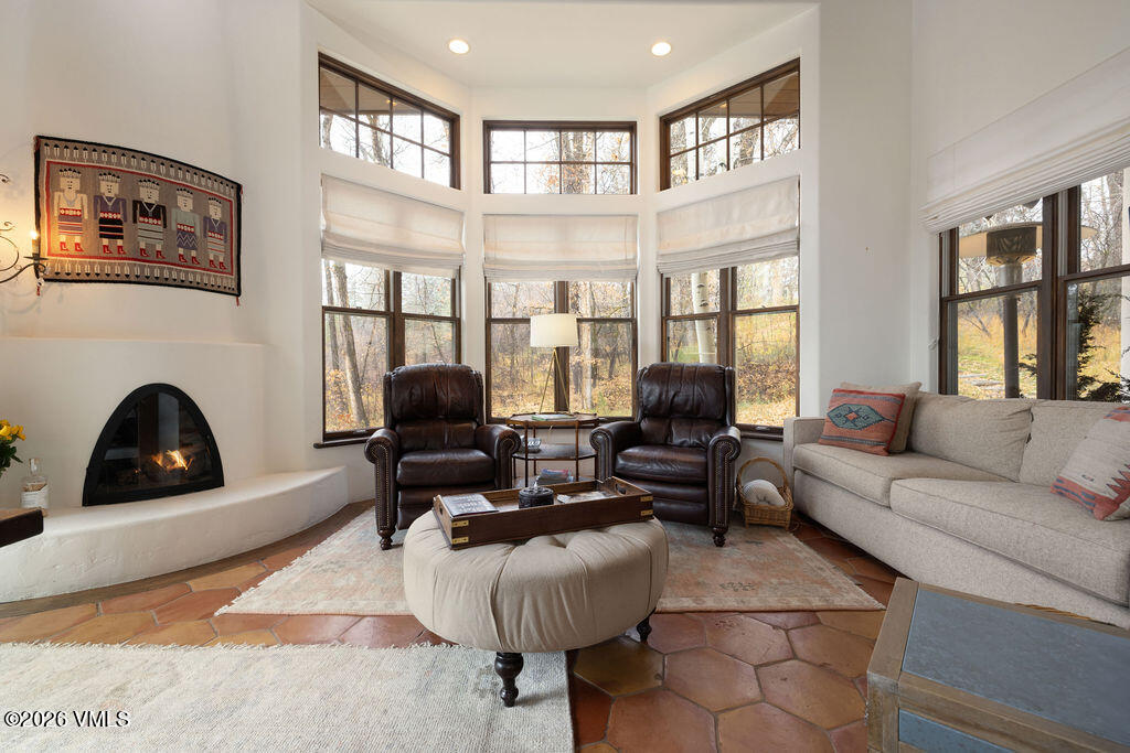 198 Meadow Road Property Photo 8